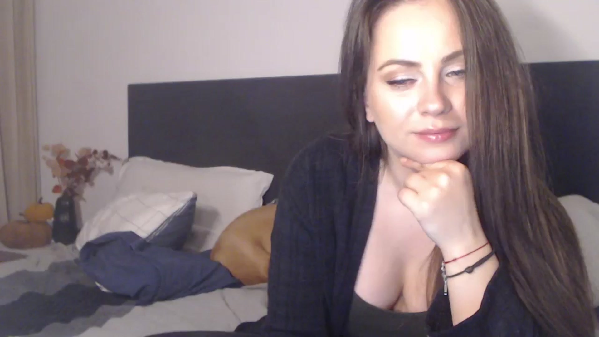 Gallery image thumbnail from ASweetJessie's myfreecams stream on, 10/15/2025, 18:51 image 7 of 20
