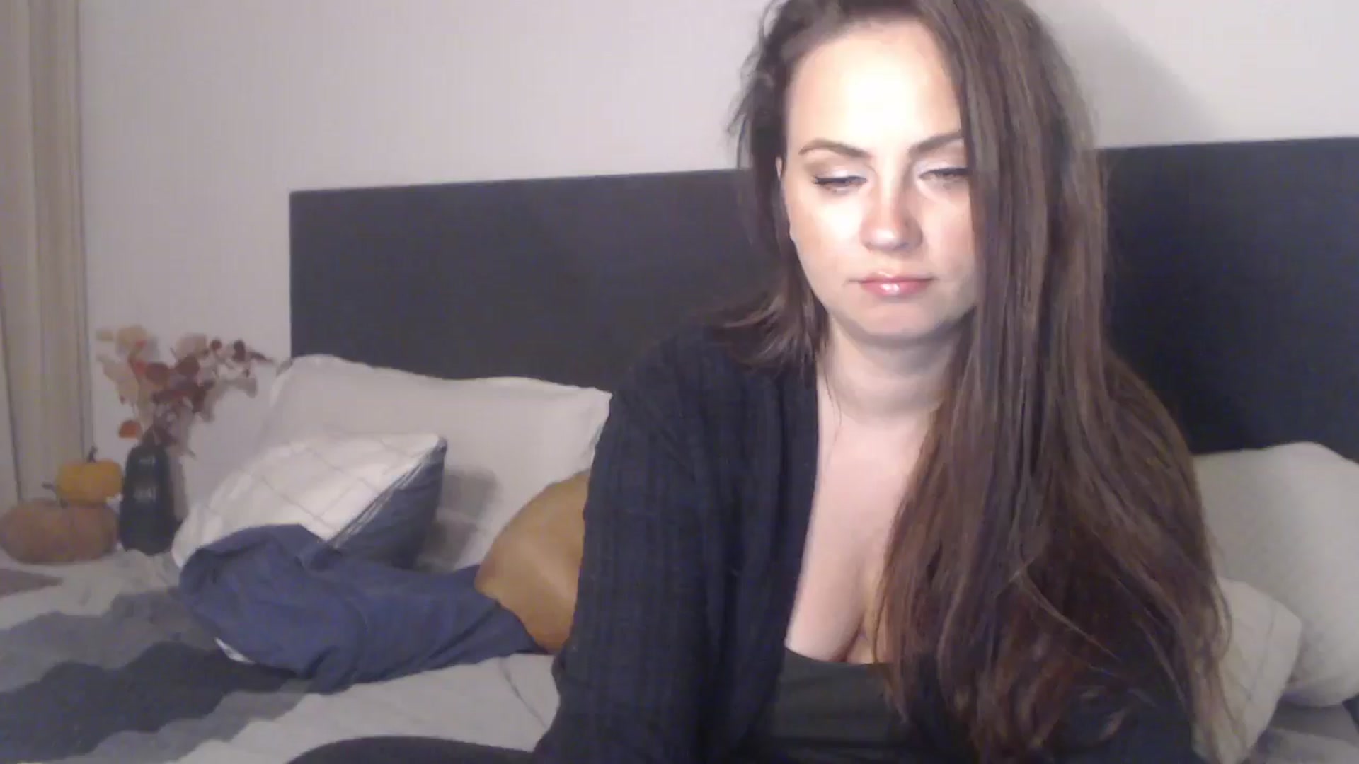 Gallery image thumbnail from ASweetJessie's myfreecams stream on, 10/15/2025, 18:51 image 14 of 20