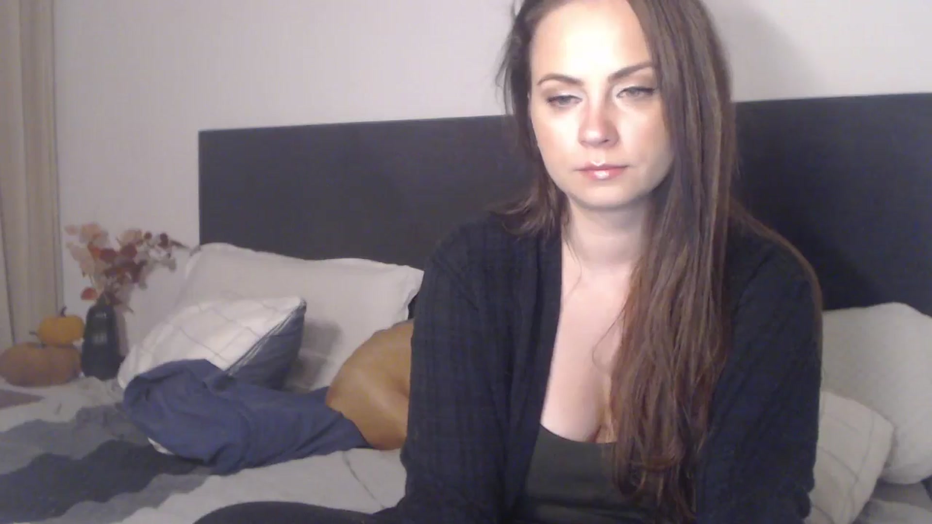Gallery image thumbnail from ASweetJessie's myfreecams stream on, 10/15/2025, 18:51 image 17 of 20