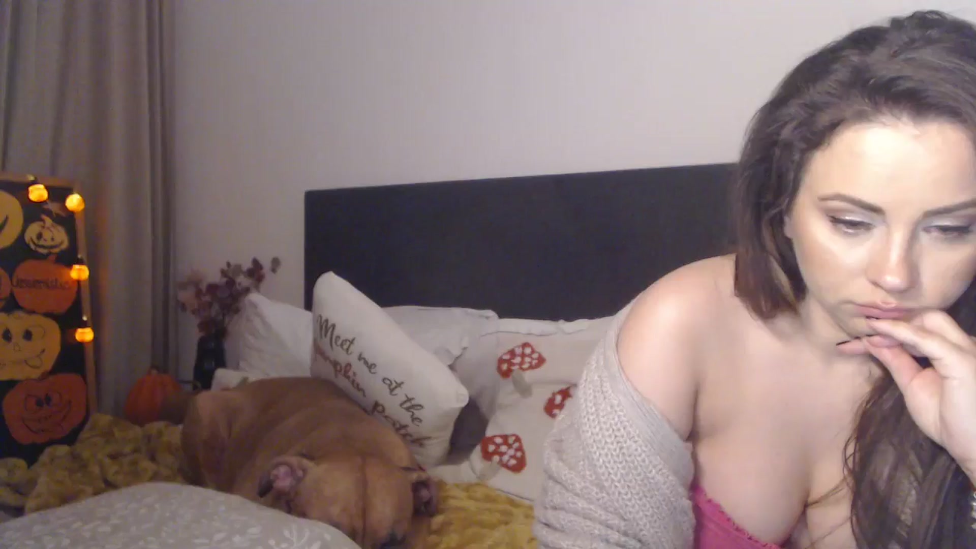 Gallery image thumbnail from ASweetJessie's myfreecams stream on, 10/29/2025, 17:35 image 18 of 20