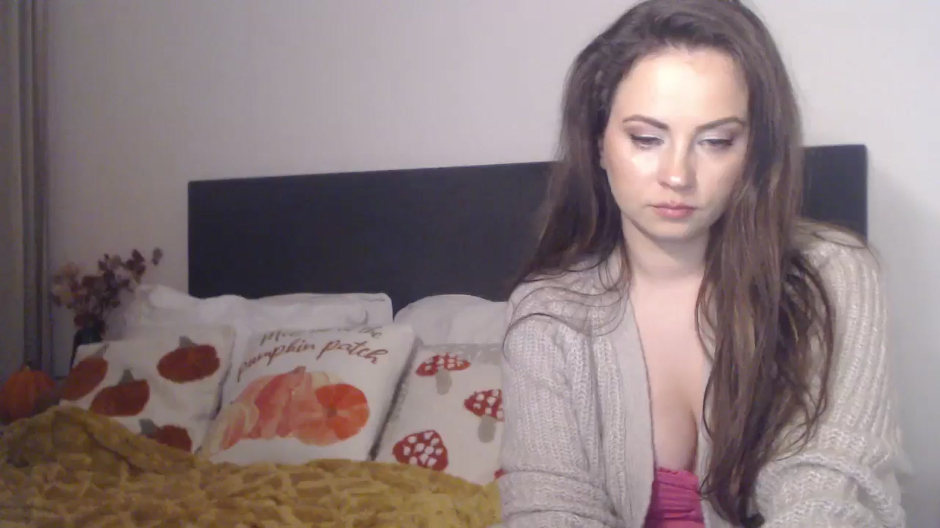 Gallery image thumbnail from ASweetJessie's myfreecams stream on, 10/29/2025, 17:35 image 2 of 20