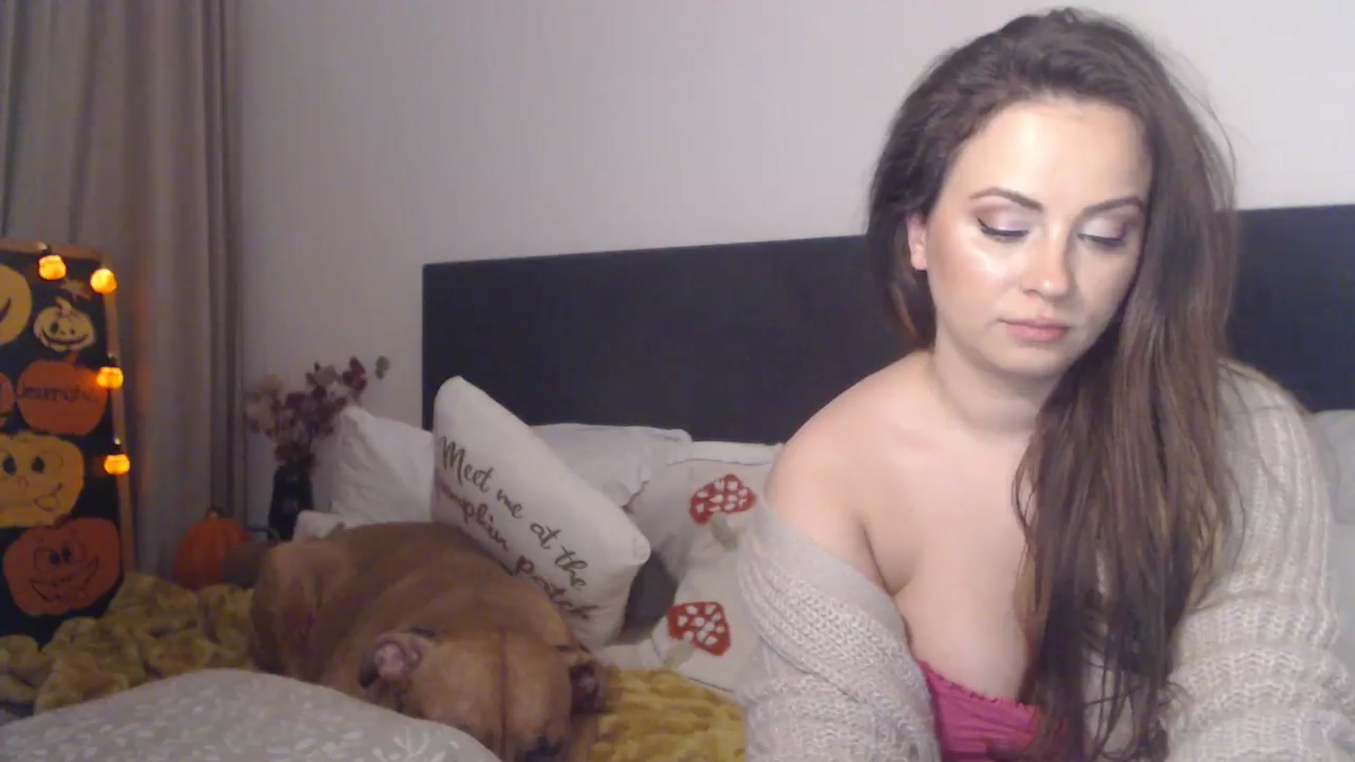 Gallery image thumbnail from ASweetJessie's myfreecams stream on, 10/29/2025, 17:35 image 17 of 20