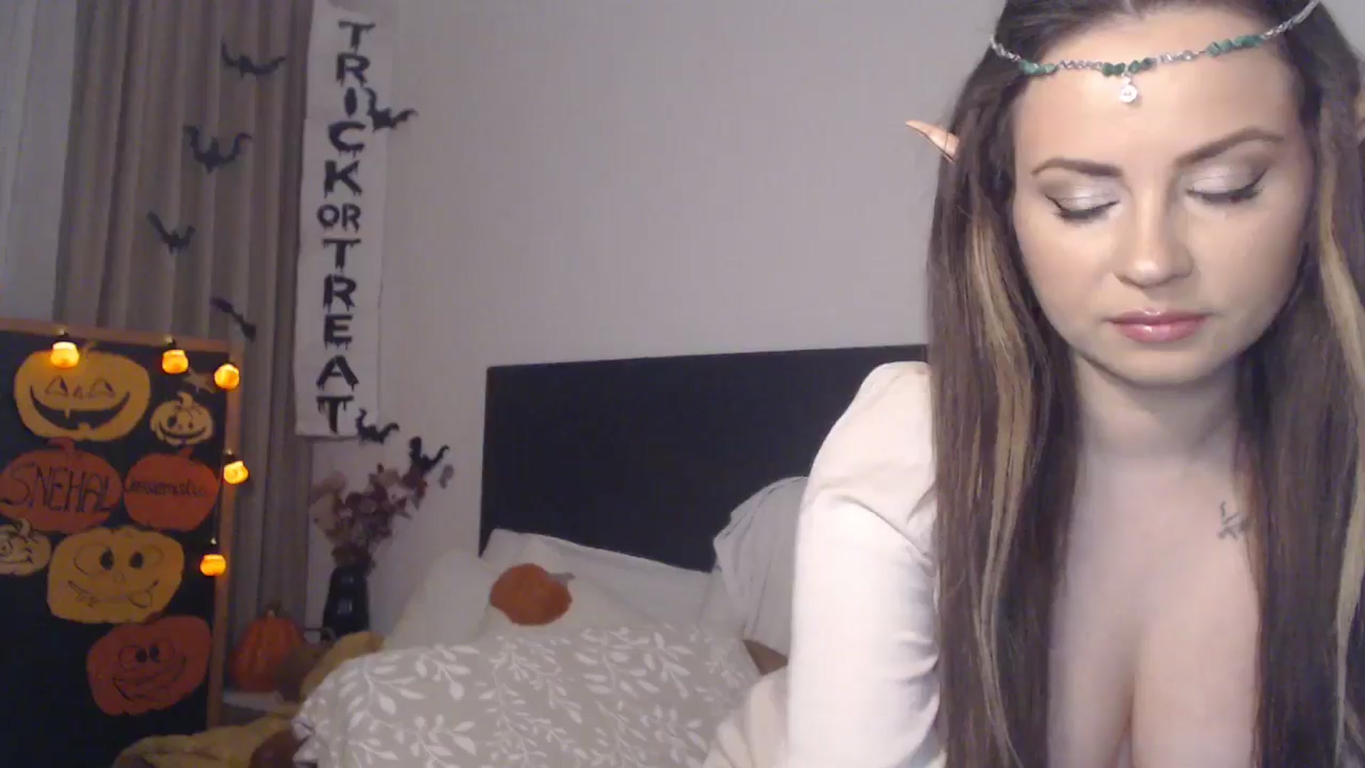 Gallery image thumbnail from ASweetJessie's myfreecams stream on, 10/30/2025, 16:58 image 3 of 20