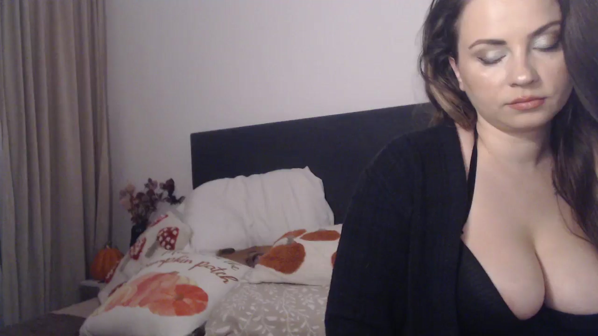 Gallery image thumbnail from ASweetJessie's myfreecams stream on, 11/06/2025, 14:53 image 7 of 20