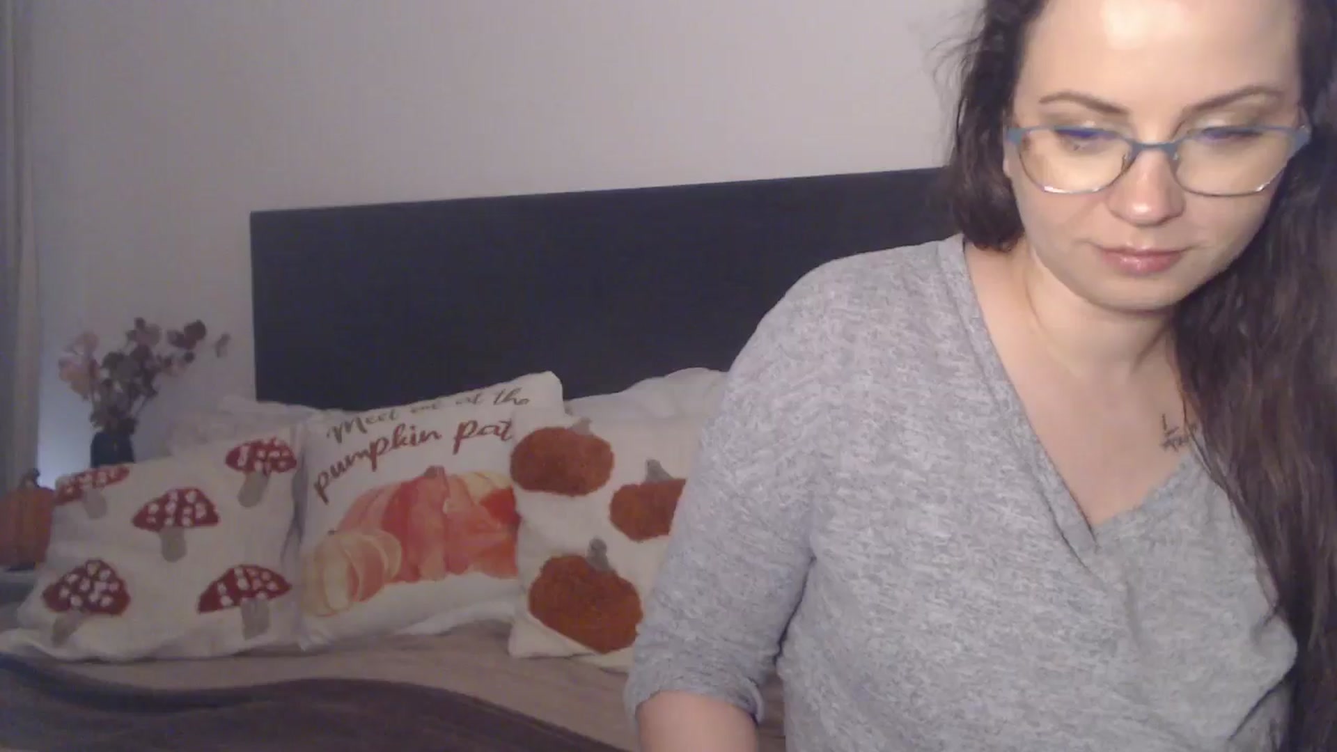 Gallery image thumbnail from ASweetJessie's myfreecams stream on, 11/10/2025, 17:05 image 4 of 20