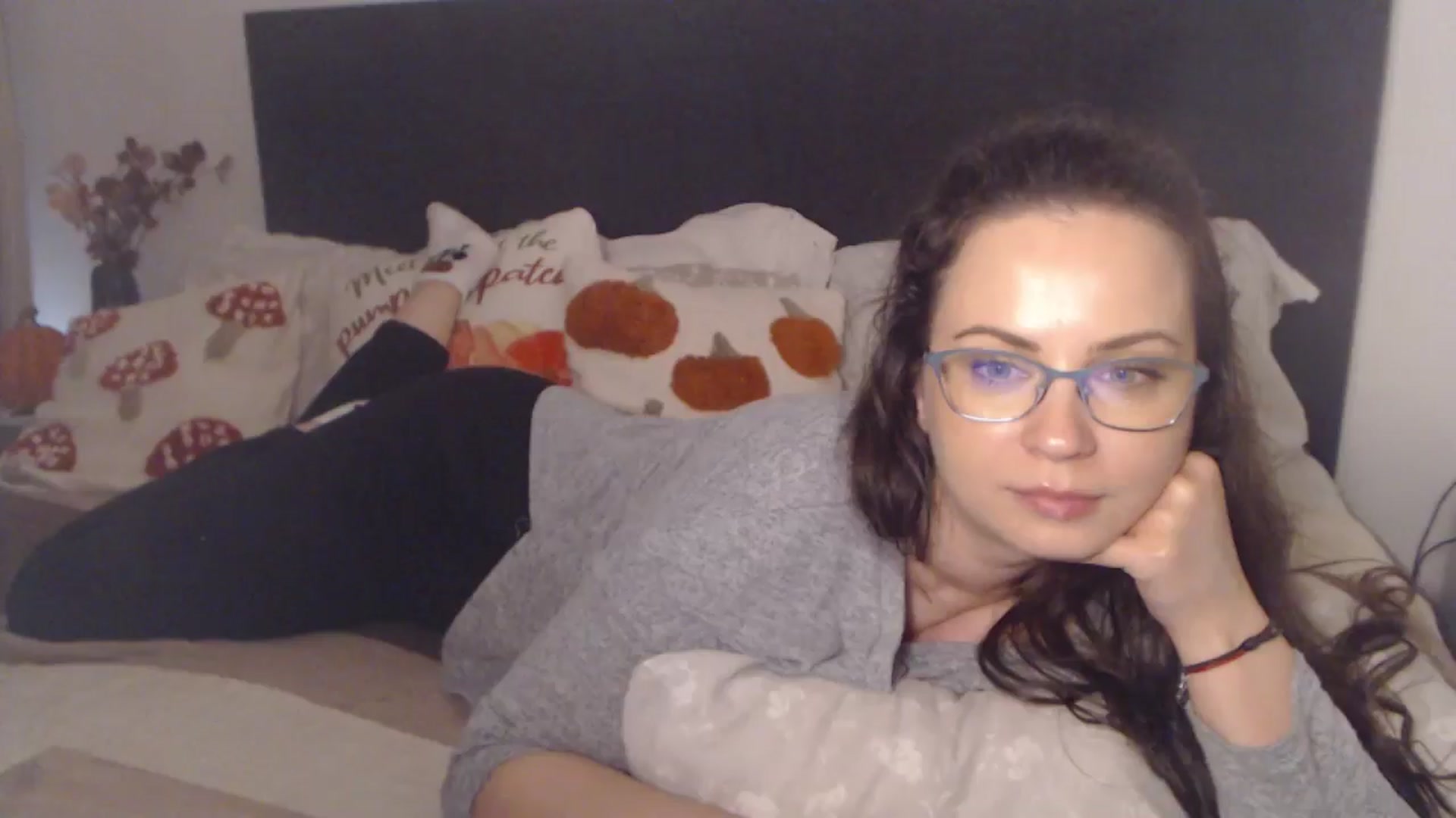 Gallery image thumbnail from ASweetJessie's myfreecams stream on, 11/10/2025, 17:59 image 18 of 20