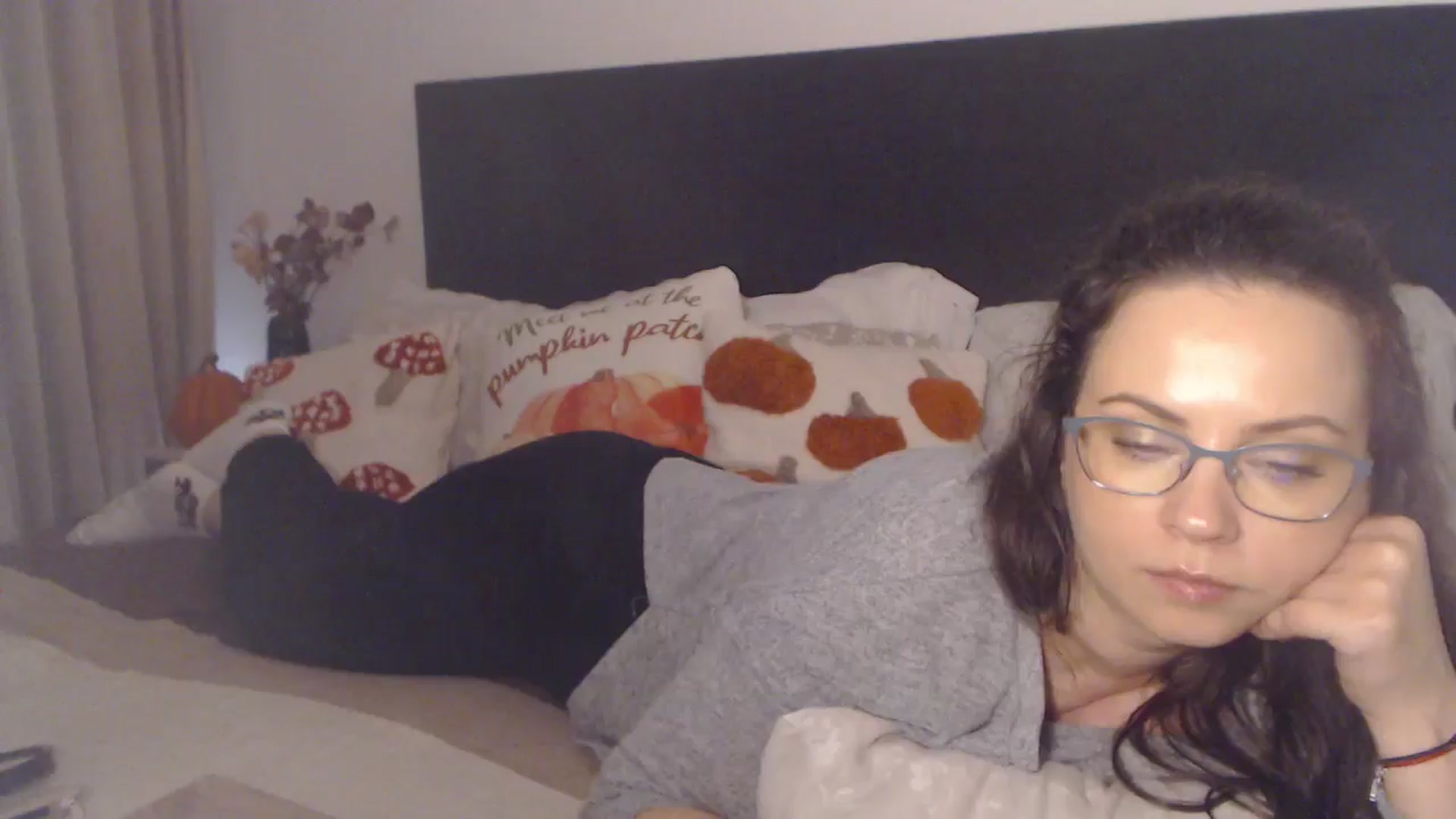 Gallery image thumbnail from ASweetJessie's myfreecams stream on, 11/10/2025, 19:12 image 3 of 20