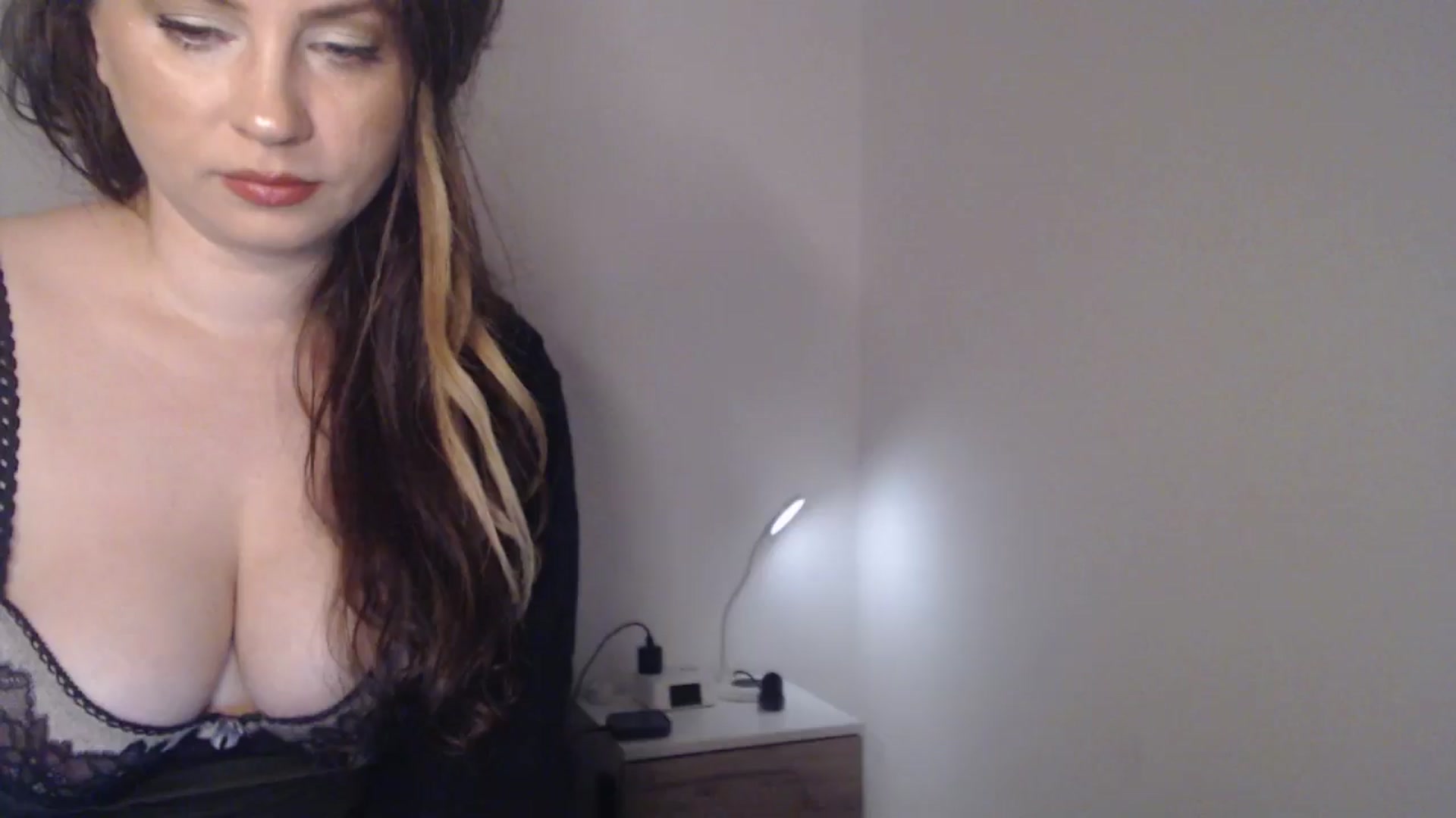 Gallery image thumbnail from ASweetJessie's myfreecams stream on, 11/11/2025, 16:59 image 12 of 20
