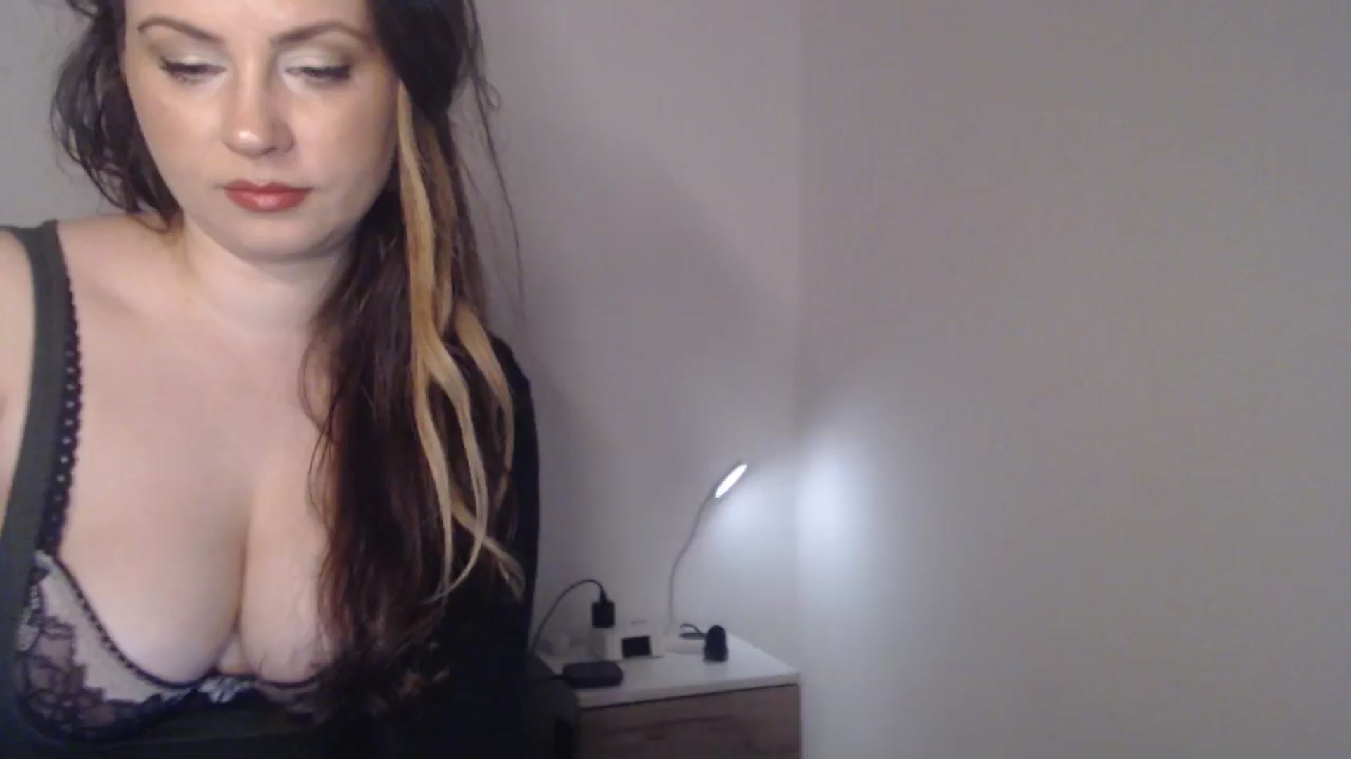 Gallery image thumbnail from ASweetJessie's myfreecams stream on, 11/11/2025, 16:59 image 13 of 20