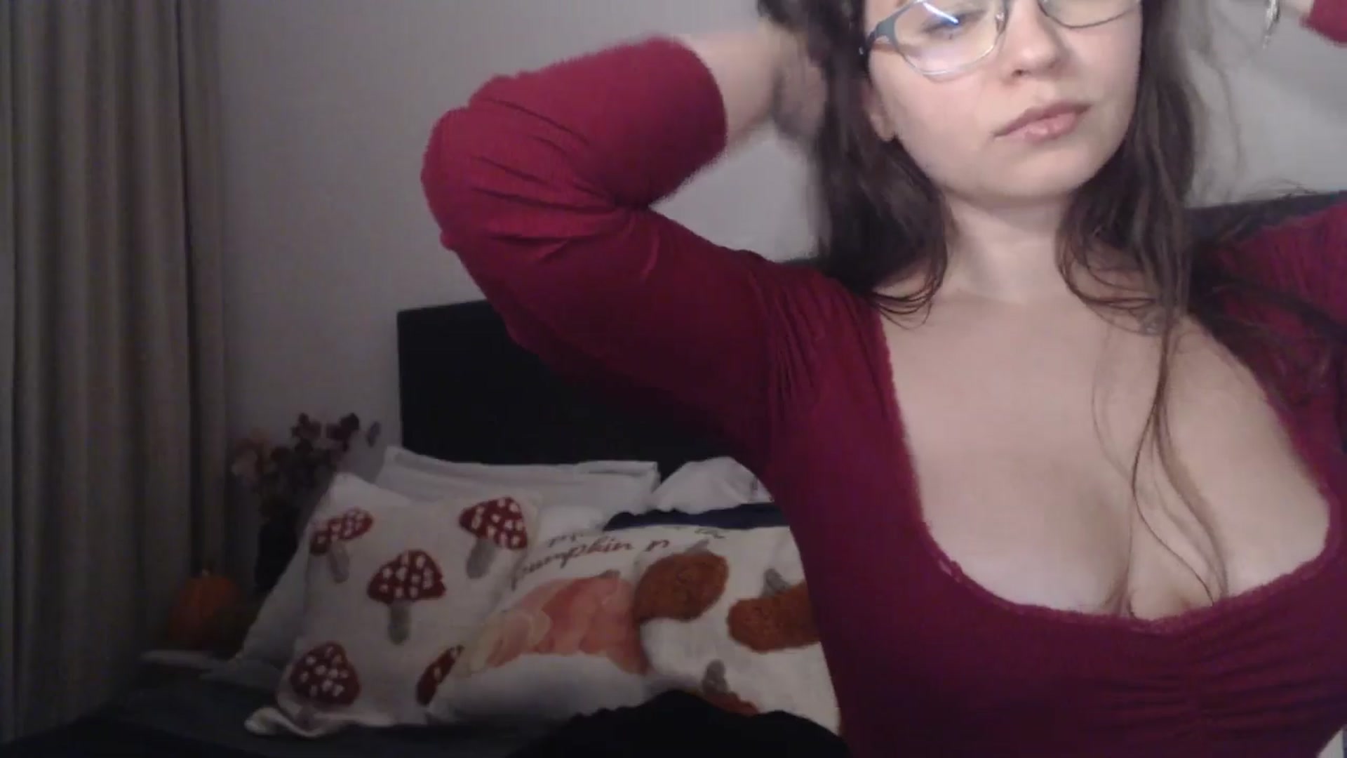 Gallery image thumbnail from ASweetJessie's myfreecams stream on, 11/12/2025, 19:07 image 6 of 20