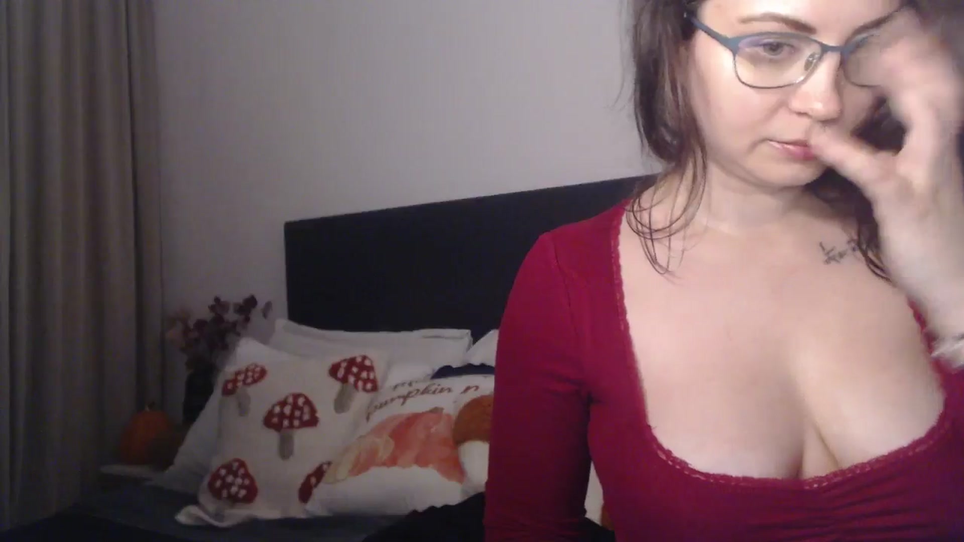 Gallery image thumbnail from ASweetJessie's myfreecams stream on, 11/12/2025, 19:07 image 7 of 20