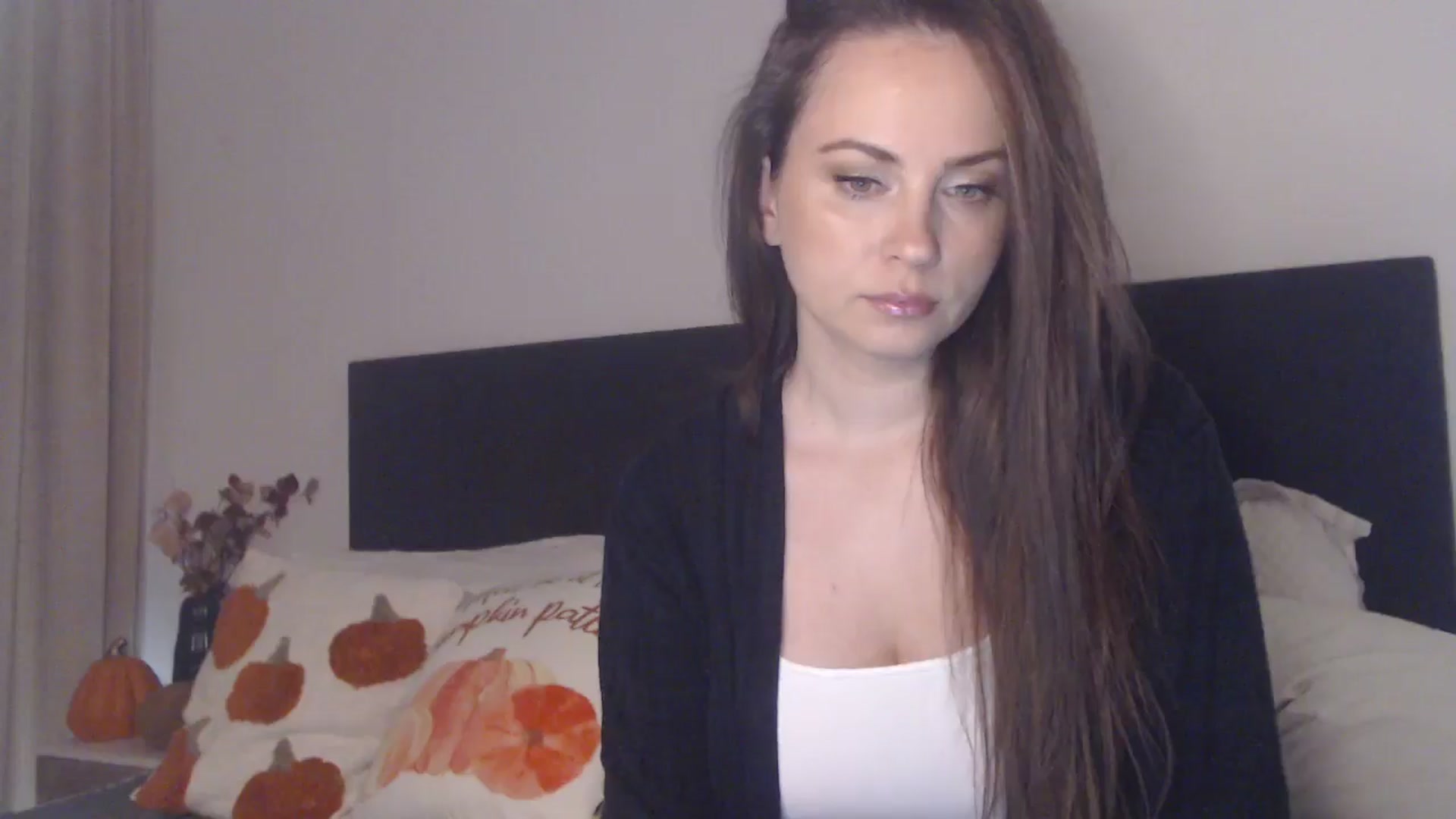 Gallery image thumbnail from ASweetJessie's myfreecams stream on, 11/15/2025, 17:02 image 1 of 20