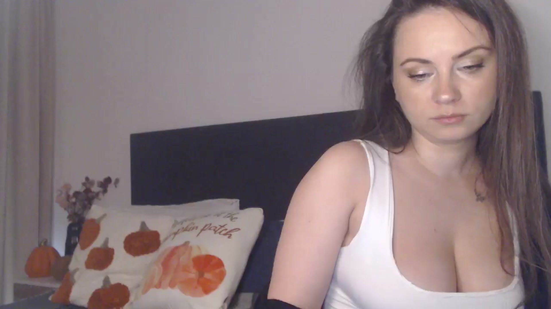 Gallery image thumbnail from ASweetJessie's myfreecams stream on, 11/15/2025, 17:02 image 18 of 20