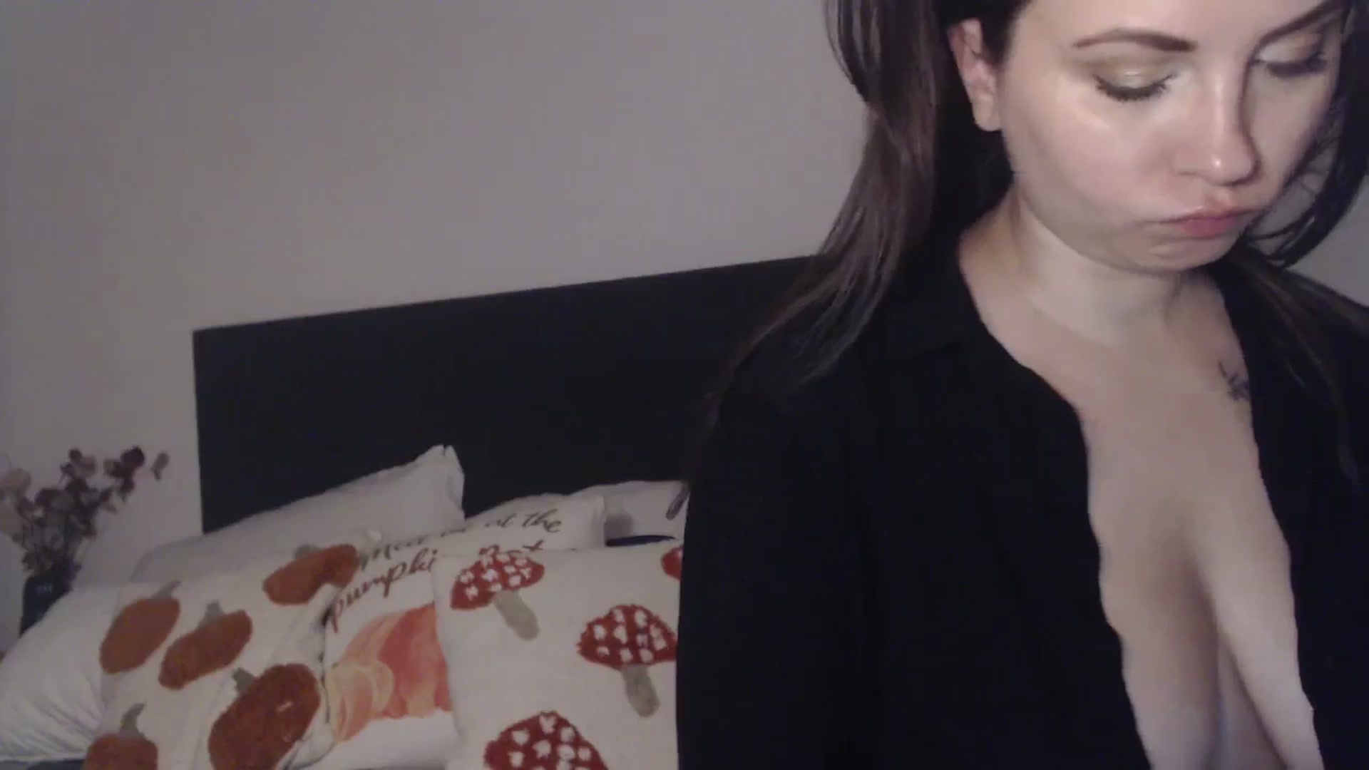 Gallery image thumbnail from ASweetJessie's myfreecams stream on, 11/18/2025, 15:09 image 13 of 20