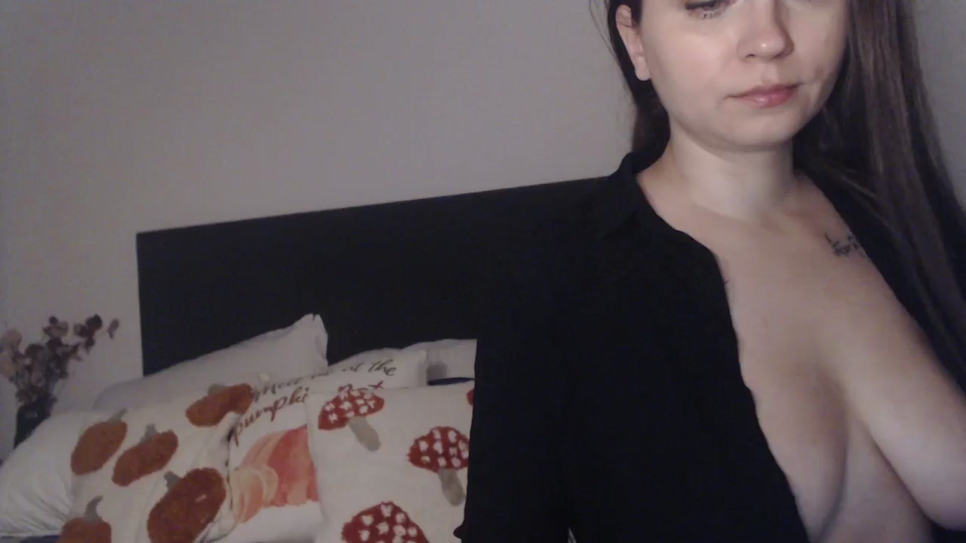 Gallery image thumbnail from ASweetJessie's myfreecams stream on, 11/18/2025, 15:09 image 12 of 20