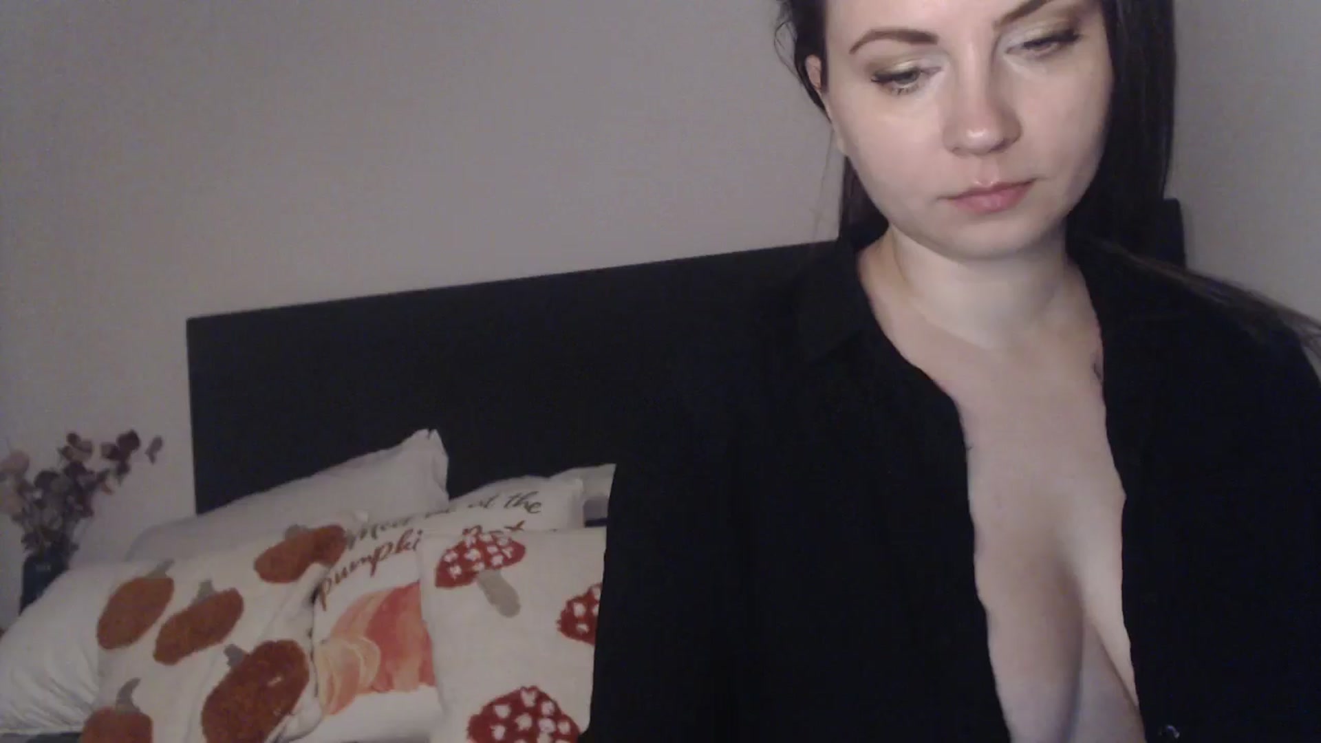 Gallery image thumbnail from ASweetJessie's myfreecams stream on, 11/18/2025, 15:09 image 11 of 20