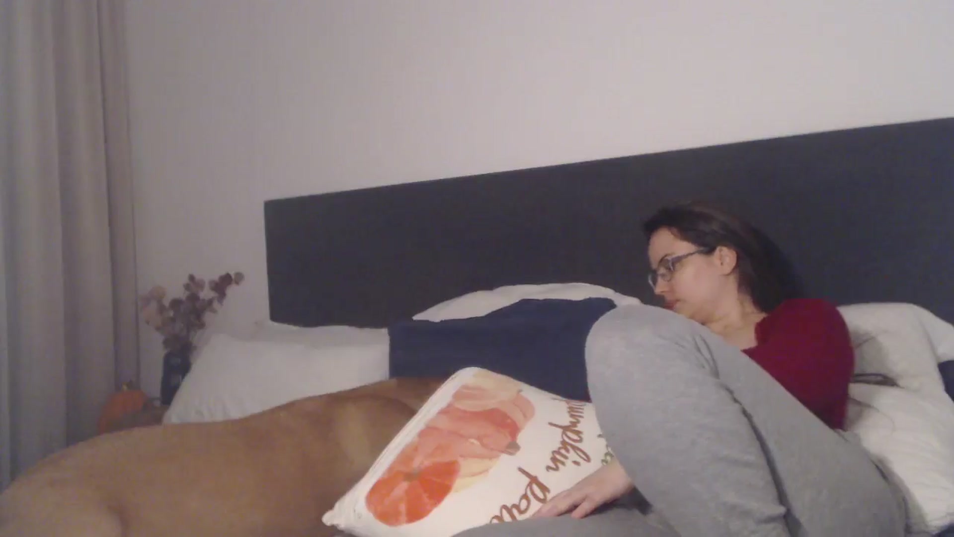 Gallery image thumbnail from ASweetJessie's myfreecams stream on, 11/24/2025, 16:22 image 6 of 20