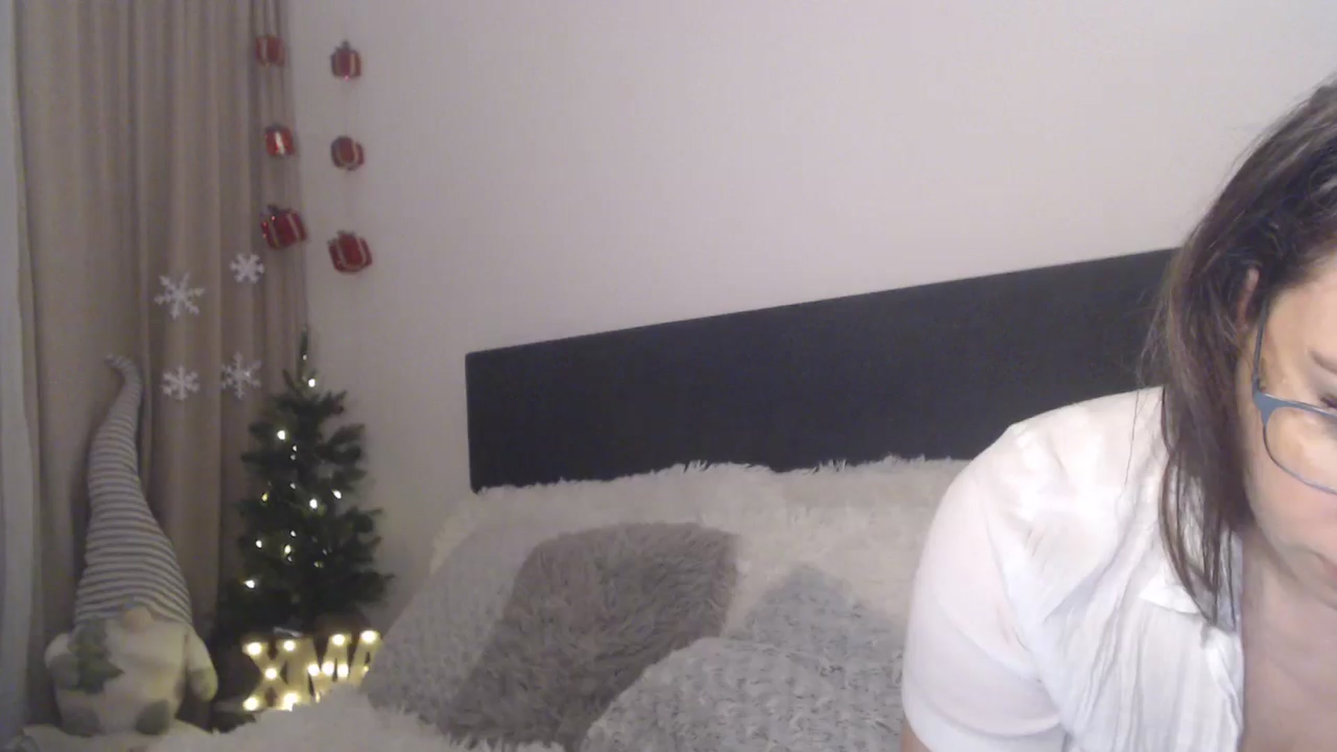 Gallery image thumbnail from ASweetJessie's myfreecams stream on, 12/07/2025, 20:17 image 14 of 20