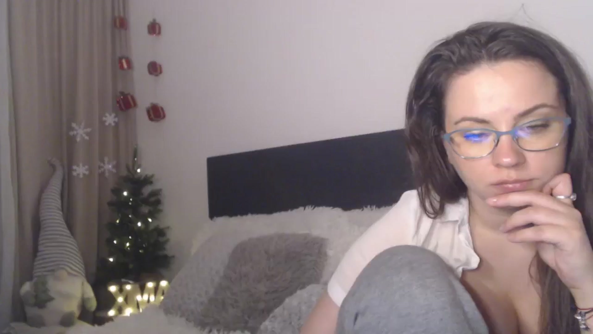 Gallery image thumbnail from ASweetJessie's myfreecams stream on, 12/07/2025, 20:17 image 10 of 20