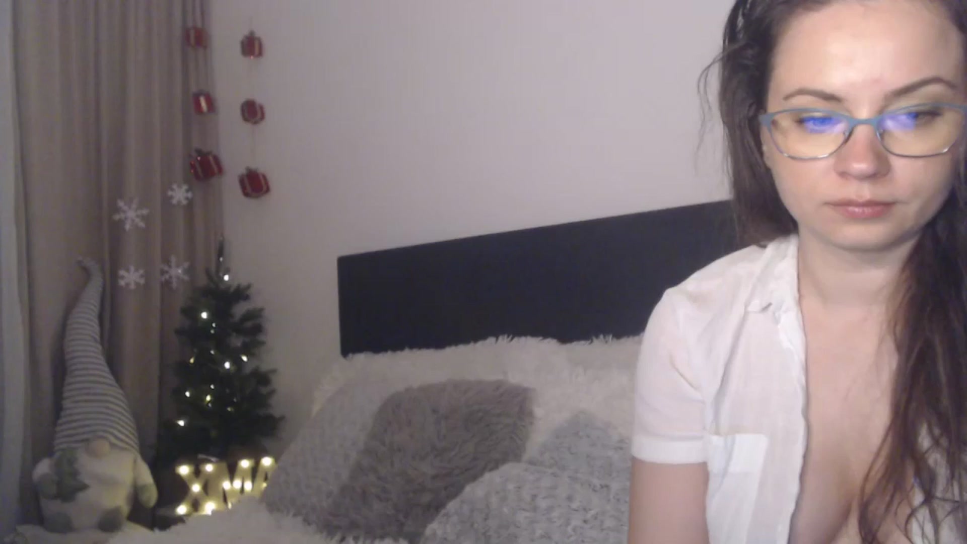 Gallery image thumbnail from ASweetJessie's myfreecams stream on, 12/07/2025, 20:17 image 6 of 20