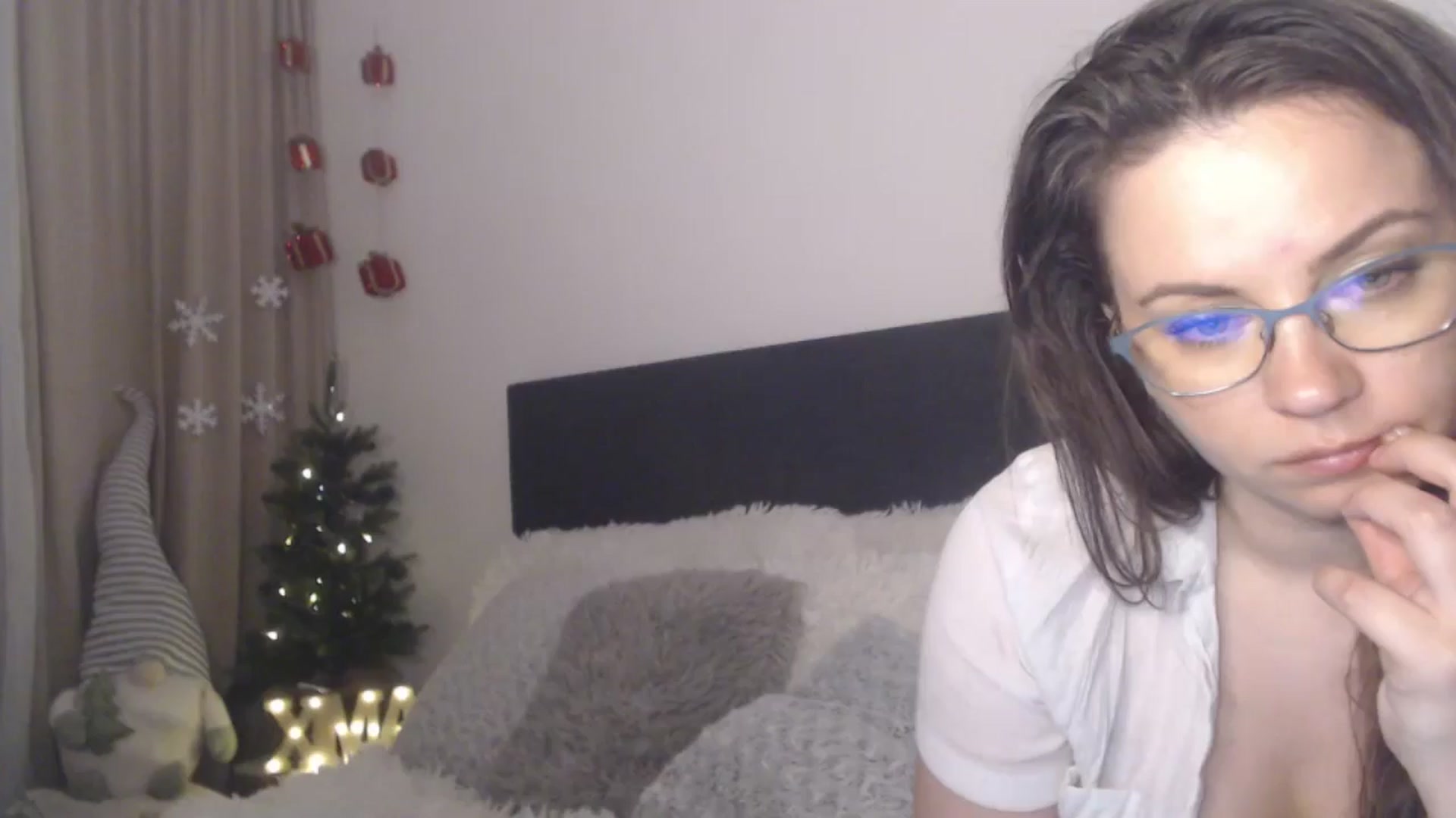 Gallery image thumbnail from ASweetJessie's myfreecams stream on, 12/07/2025, 20:17 image 12 of 20