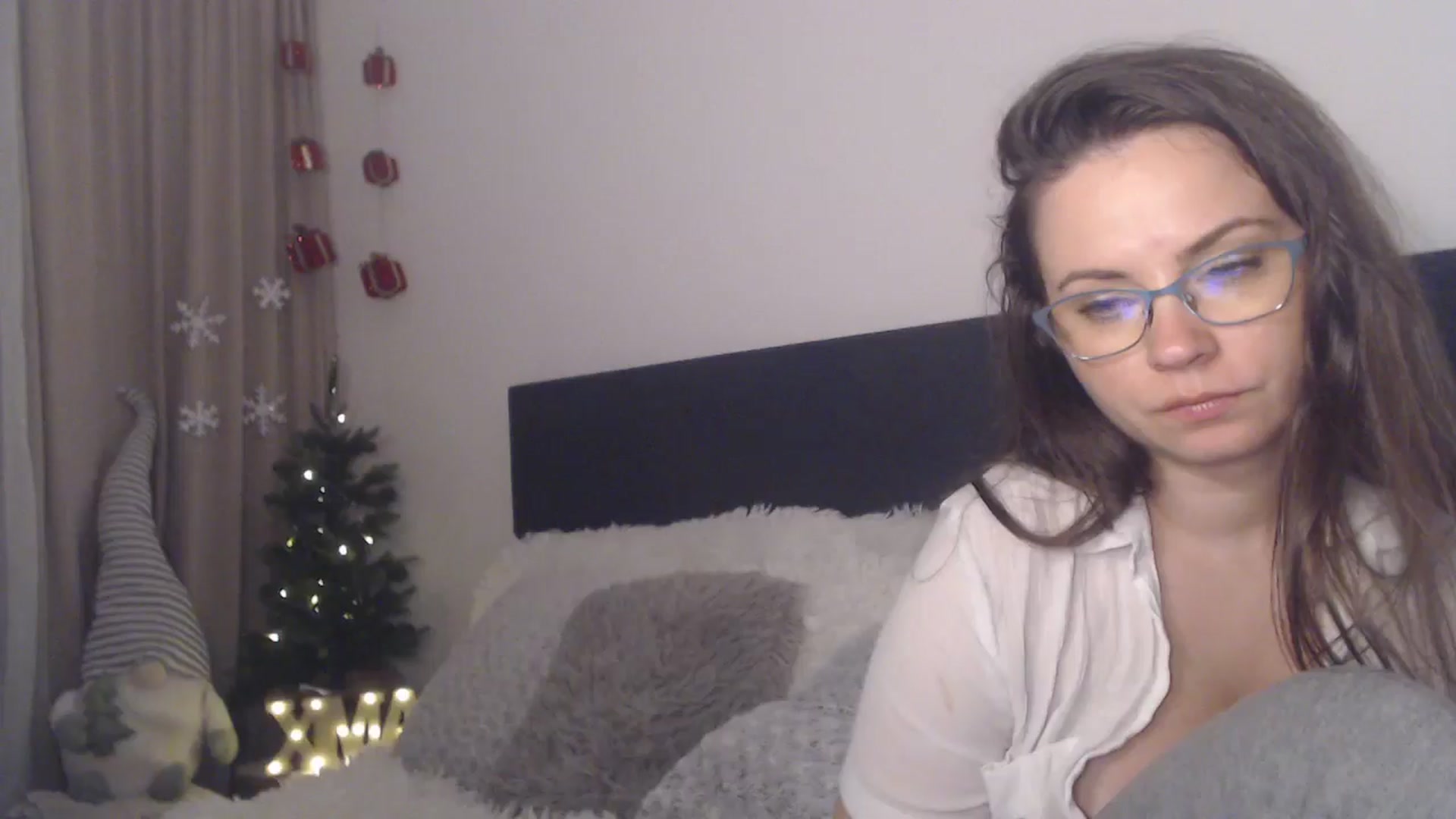 Gallery image thumbnail from ASweetJessie's myfreecams stream on, 12/07/2025, 20:17 image 18 of 20
