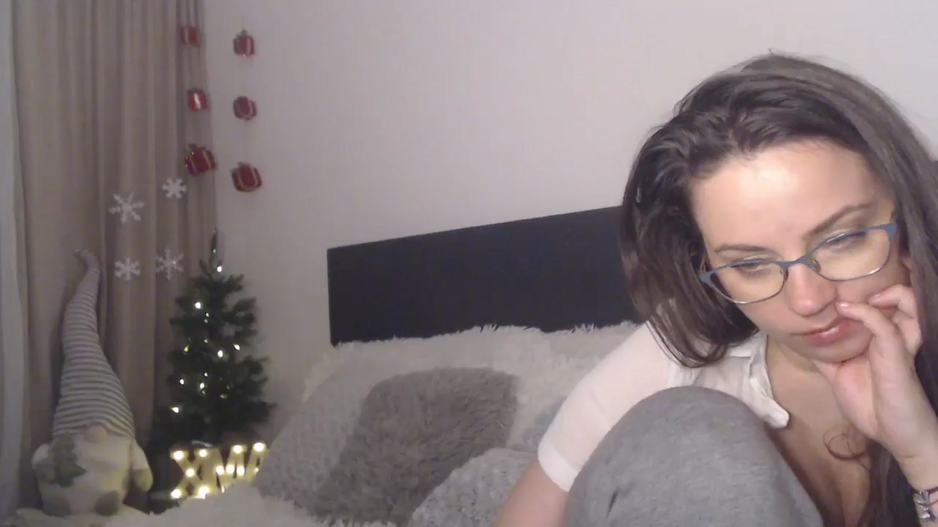 Gallery image thumbnail from ASweetJessie's myfreecams stream on, 12/07/2025, 20:17 image 9 of 20