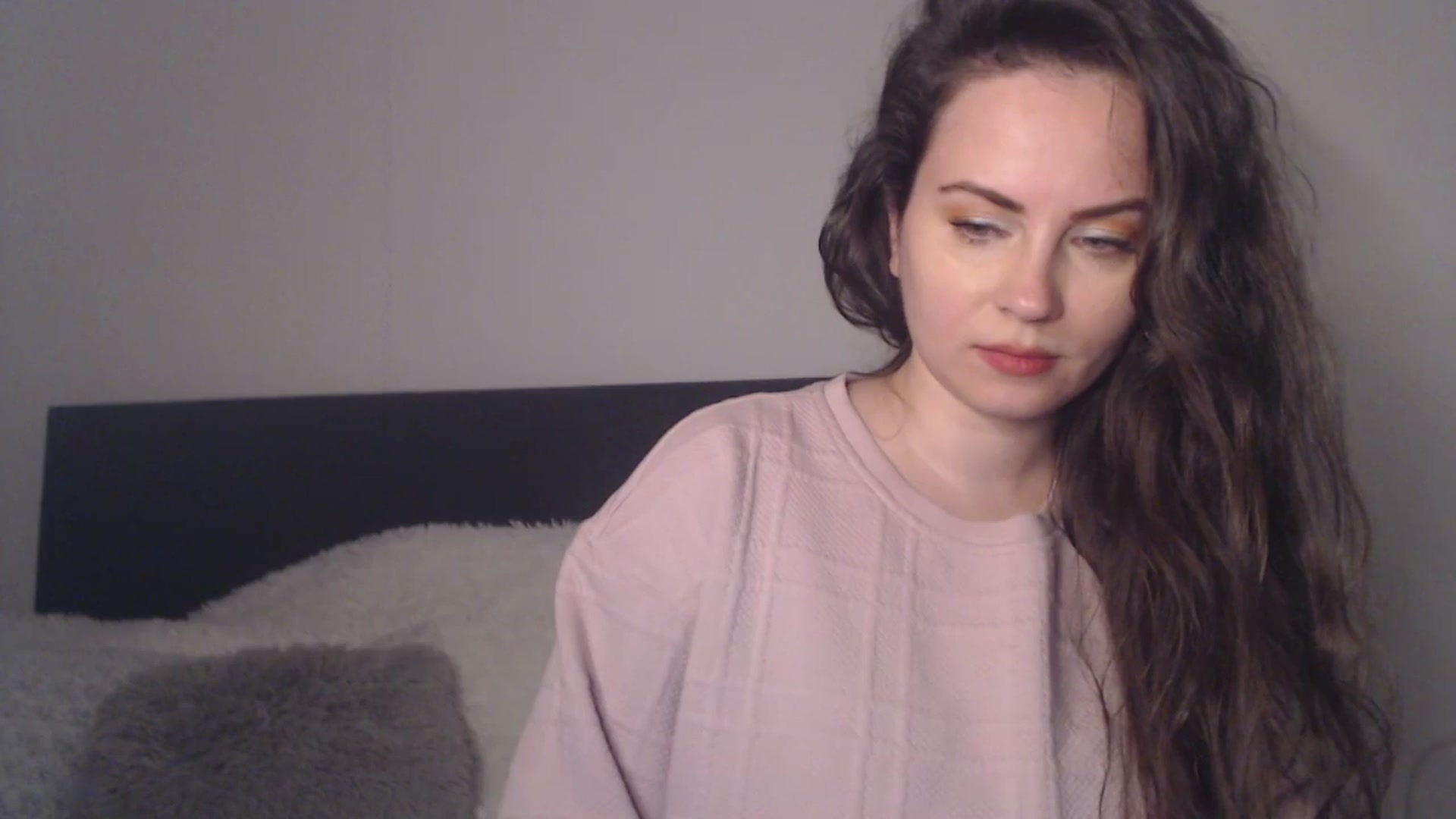 Gallery image thumbnail from ASweetJessie's myfreecams stream on, 01/05/2026, 16:38 image 11 of 20