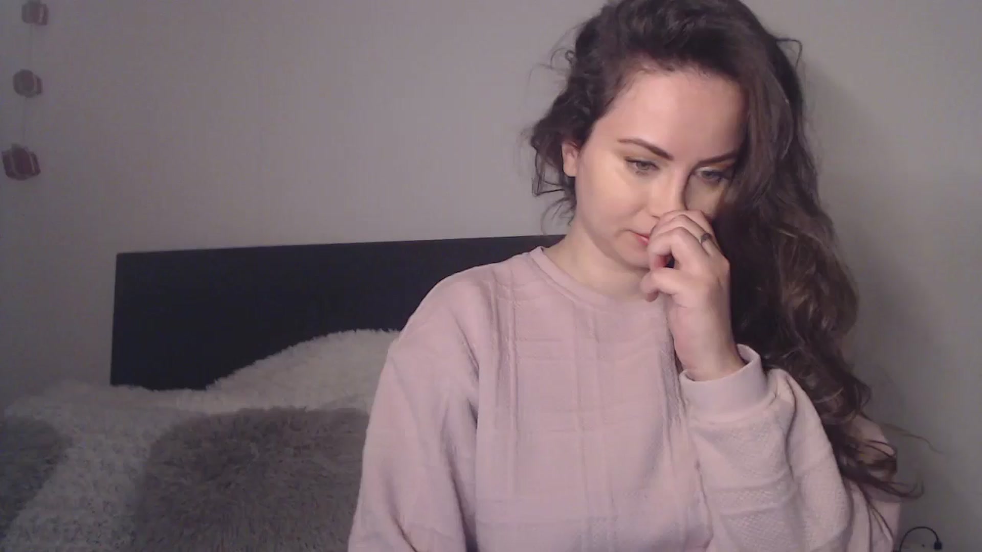 Gallery image thumbnail from ASweetJessie's myfreecams stream on, 01/05/2026, 16:38 image 1 of 20