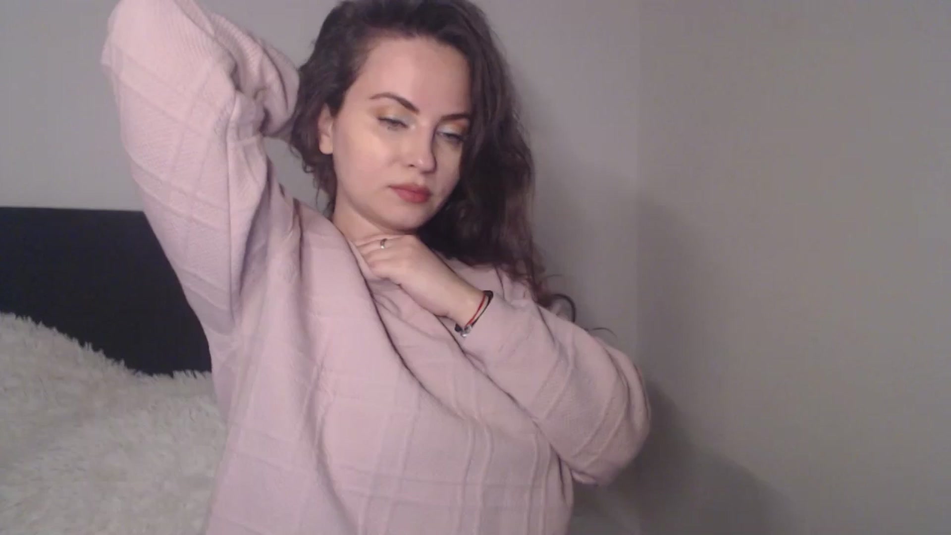 Gallery image thumbnail from ASweetJessie's myfreecams stream on, 01/05/2026, 16:38 image 4 of 20