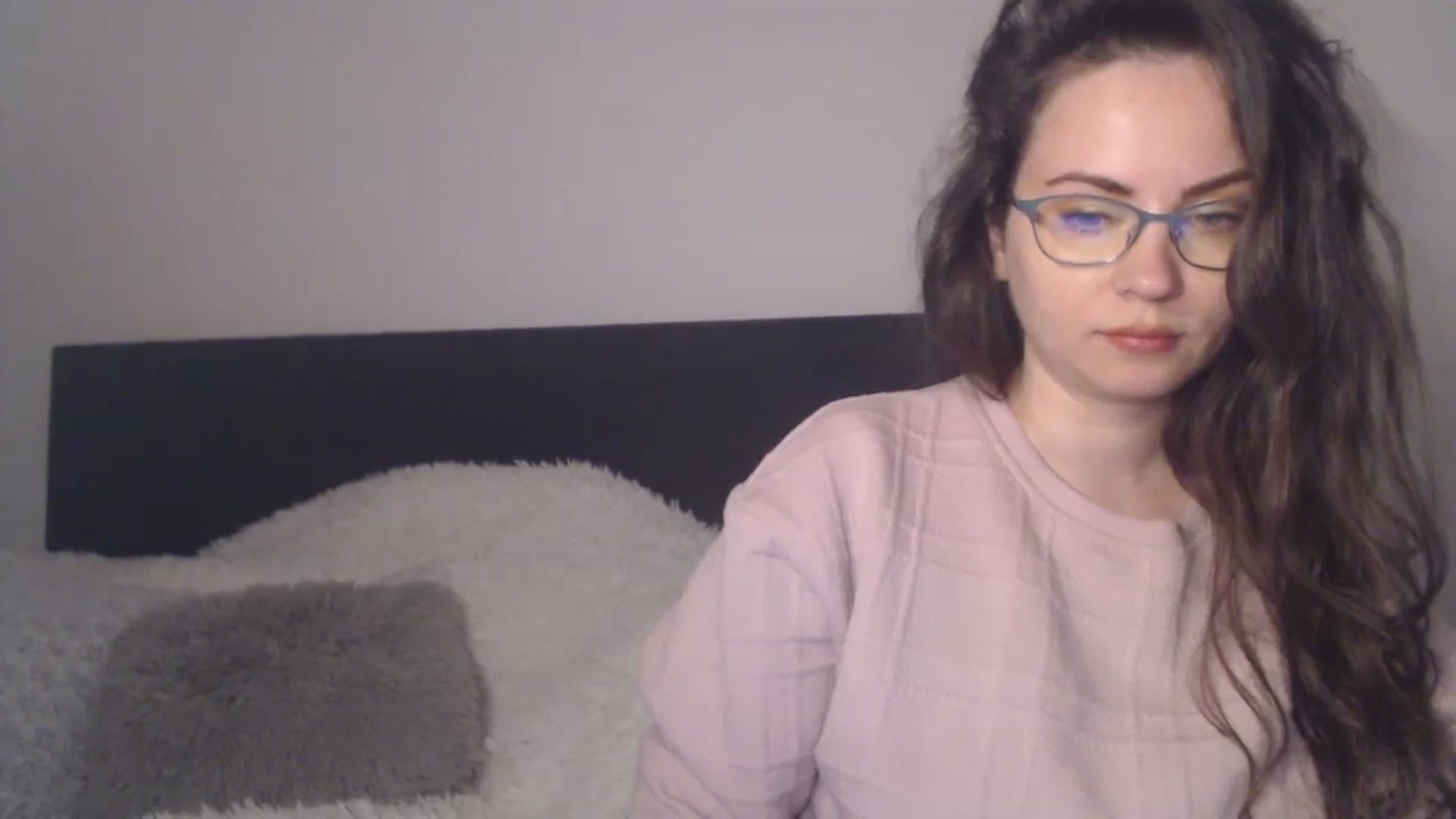 Gallery image thumbnail from ASweetJessie's myfreecams stream on, 01/05/2026, 16:38 image 20 of 20