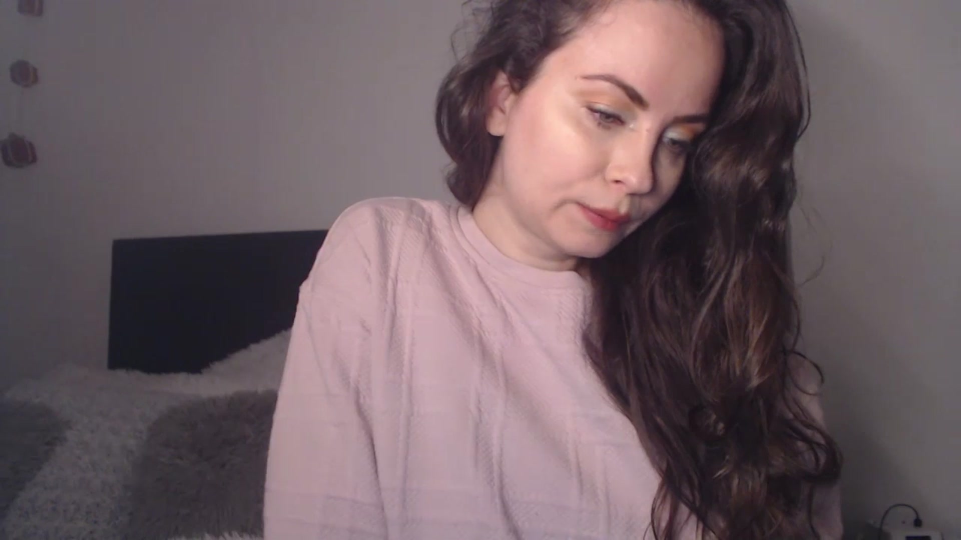 Gallery image thumbnail from ASweetJessie's myfreecams stream on, 01/05/2026, 16:38 image 2 of 20