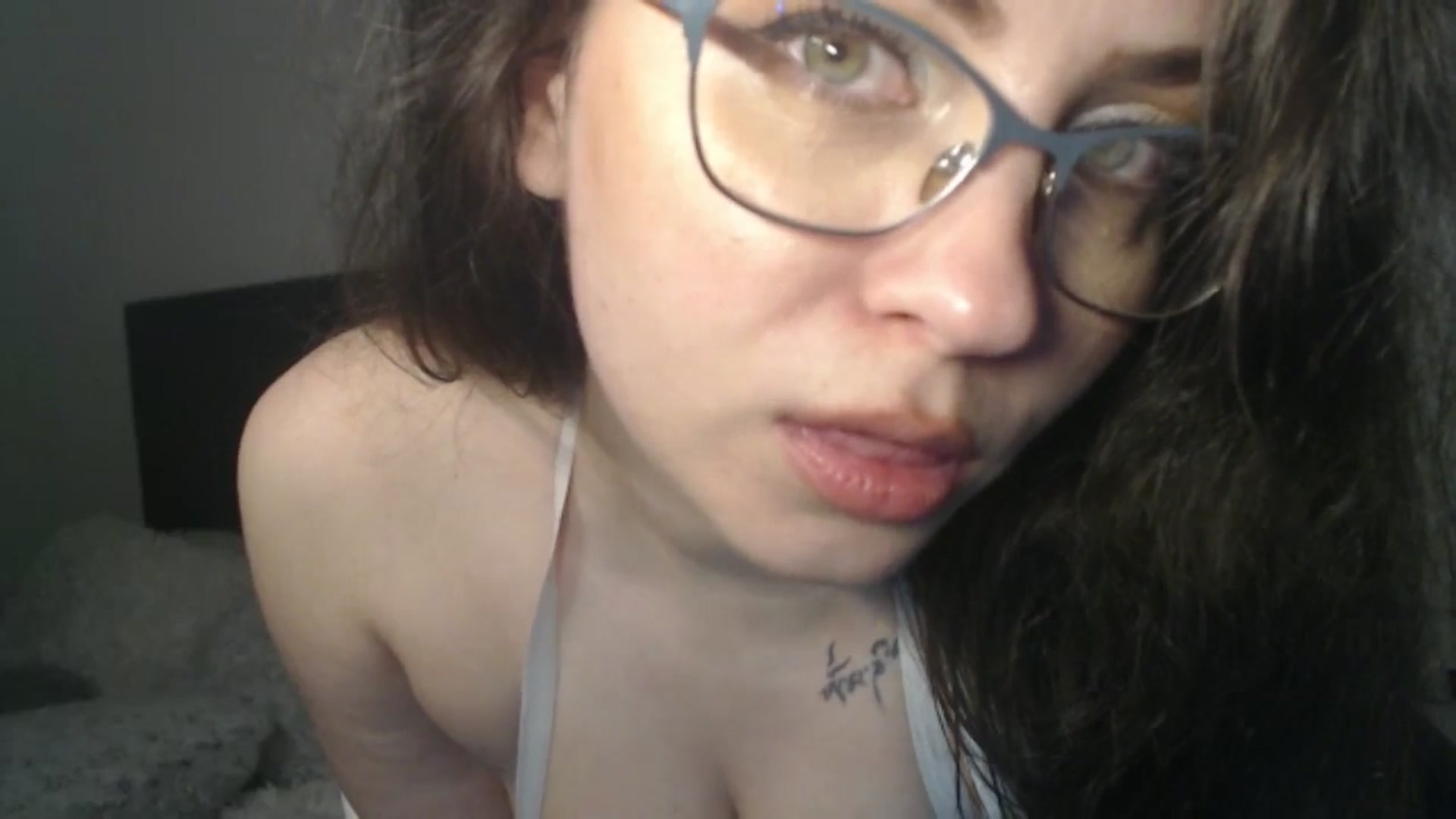 Gallery image thumbnail from ASweetJessie's myfreecams stream on, 01/12/2026, 19:57 image 11 of 20