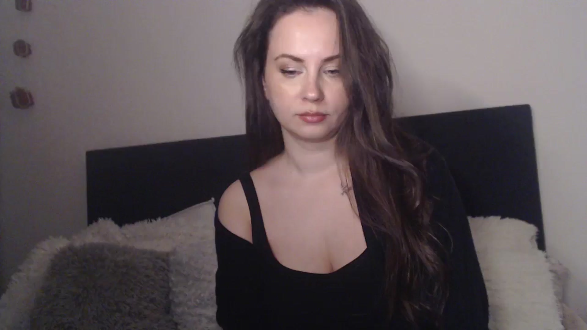 Gallery image thumbnail from ASweetJessie's myfreecams stream on, 01/14/2026, 17:46 image 12 of 20