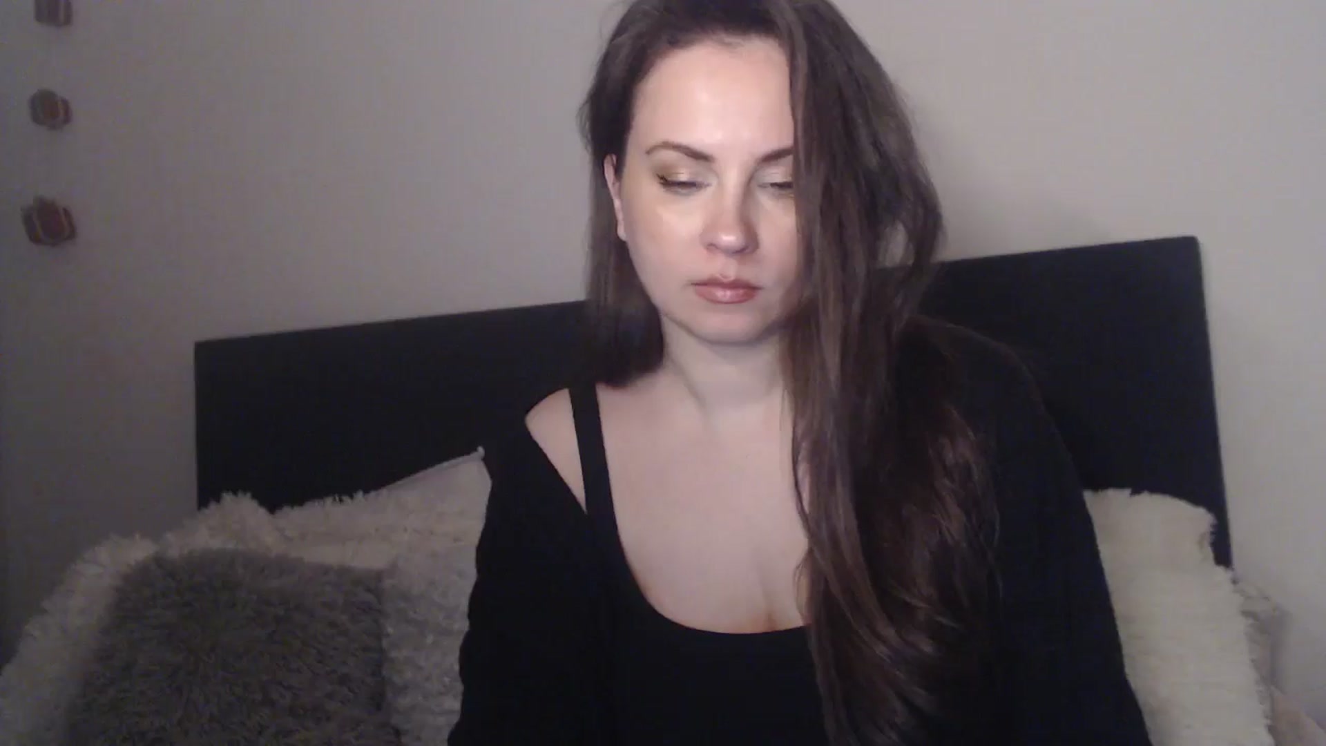 Gallery image thumbnail from ASweetJessie's myfreecams stream on, 01/14/2026, 17:46 image 15 of 20