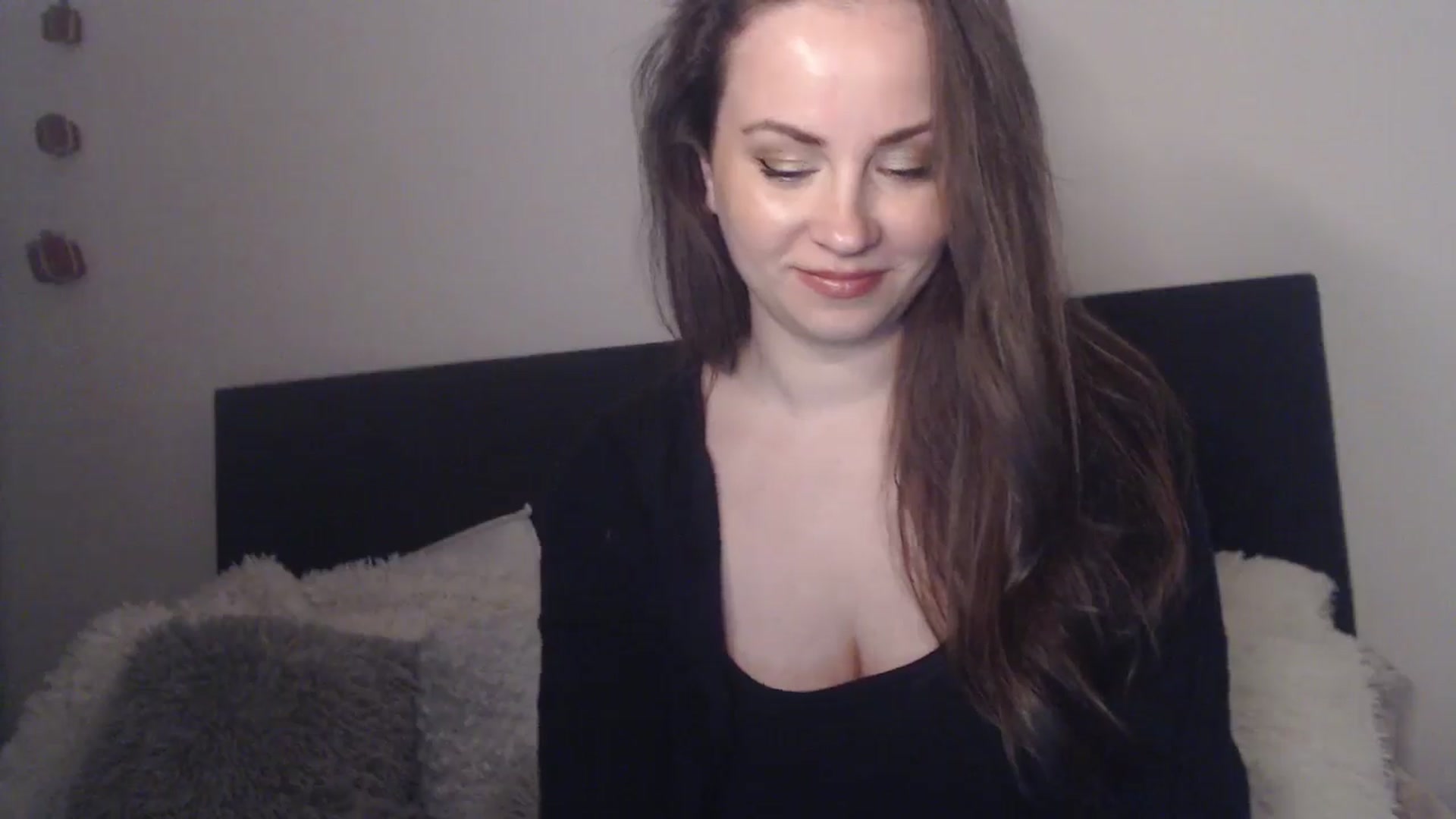Gallery image thumbnail from ASweetJessie's myfreecams stream on, 01/14/2026, 17:46 image 3 of 20