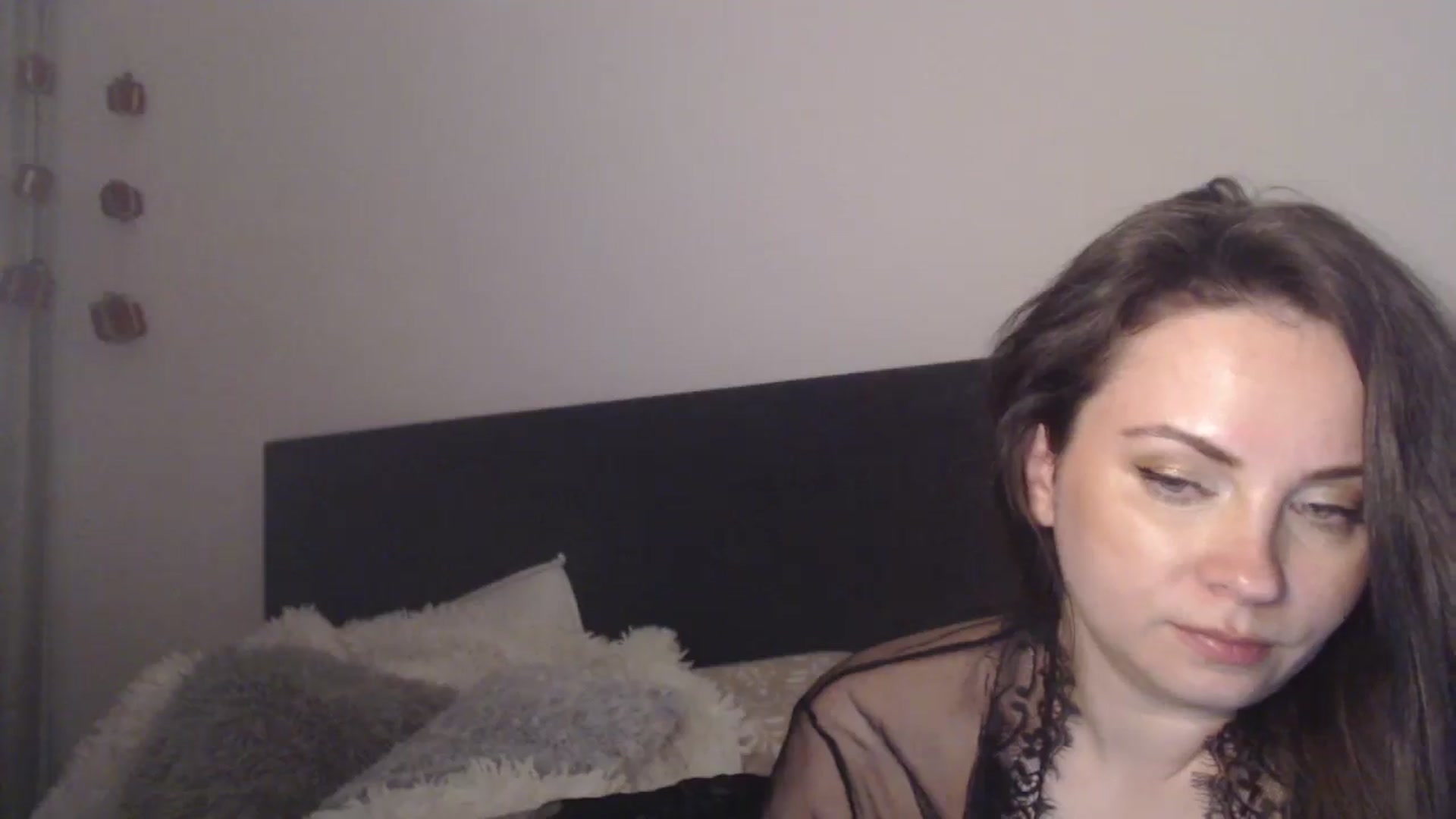 Gallery image thumbnail from ASweetJessie's myfreecams stream on, 01/14/2026, 20:04 image 18 of 20
