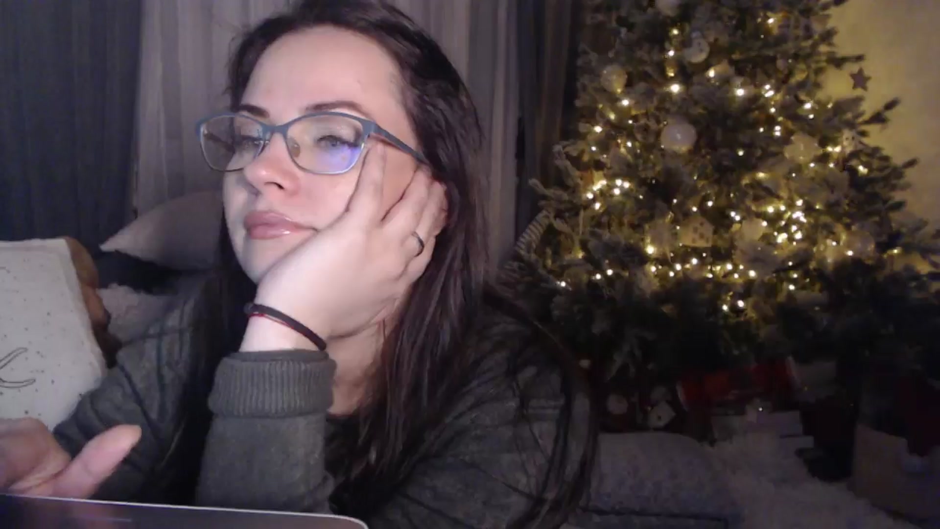 Gallery image thumbnail from ASweetJessie's myfreecams stream on, 01/15/2026, 17:18 image 12 of 20
