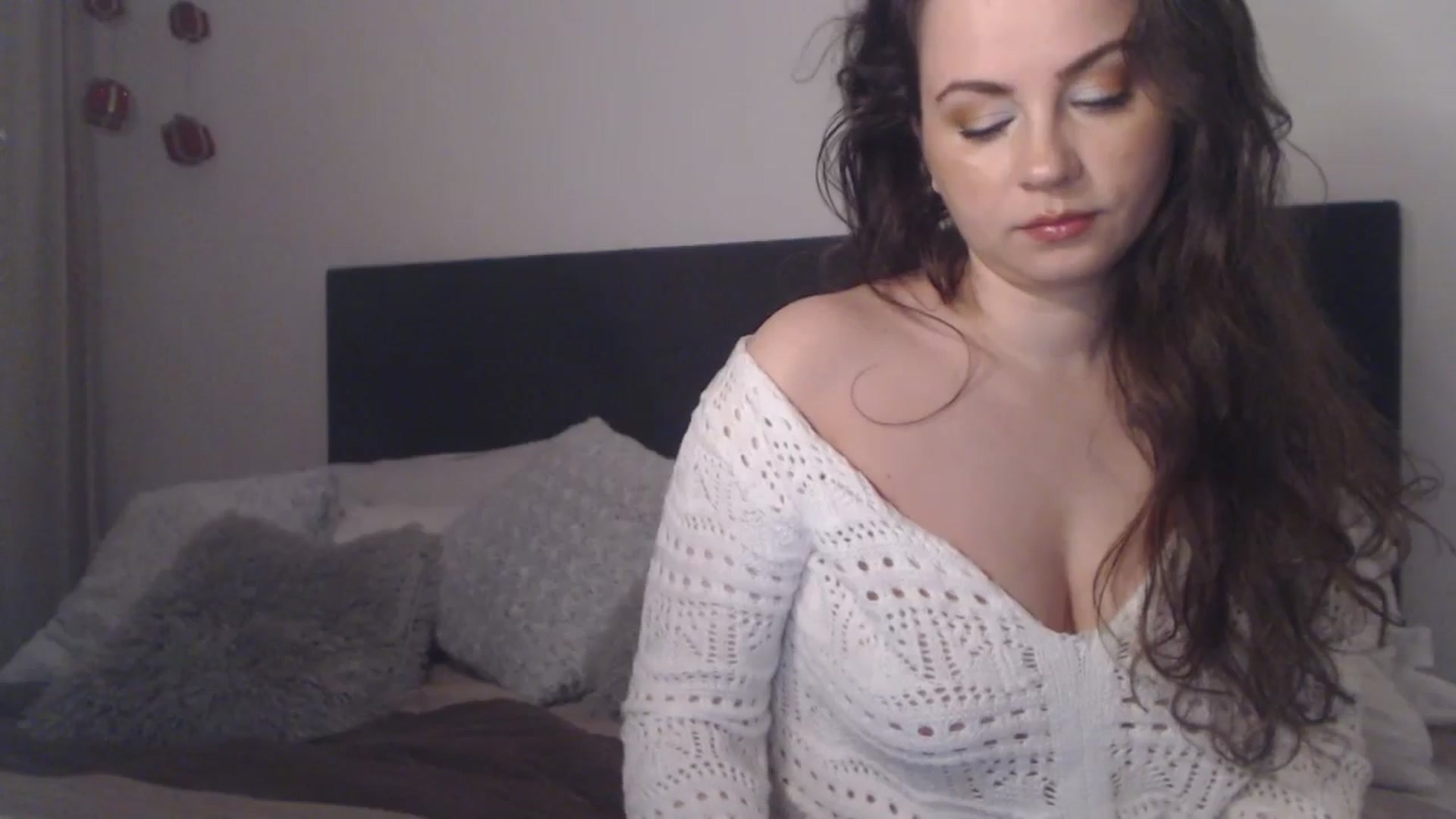 Gallery image thumbnail from ASweetJessie's myfreecams stream on, 01/25/2026, 16:21 image 7 of 20