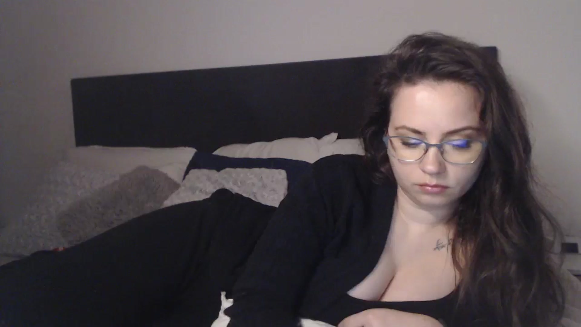 Gallery image thumbnail from ASweetJessie's myfreecams stream on, 01/28/2026, 19:25 image 8 of 20