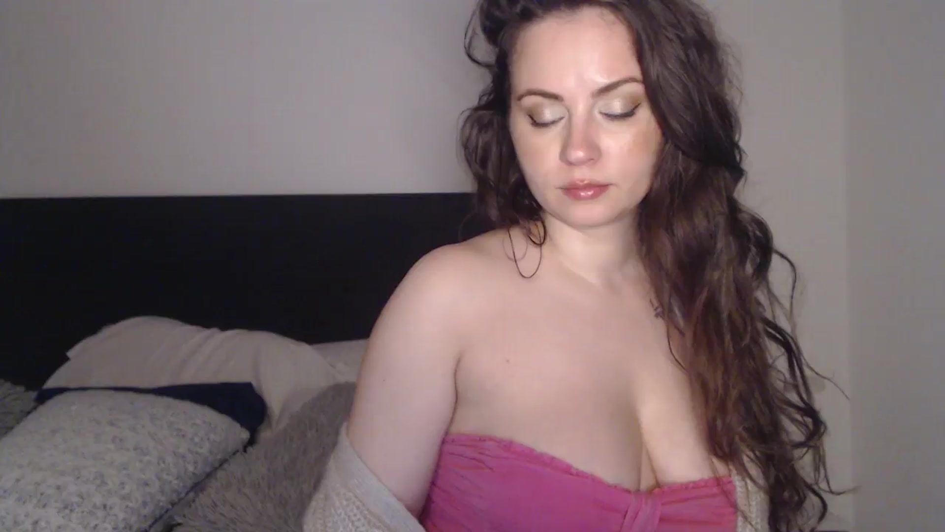 Gallery image thumbnail from ASweetJessie's myfreecams stream on, 01/29/2026, 13:47 image 17 of 20