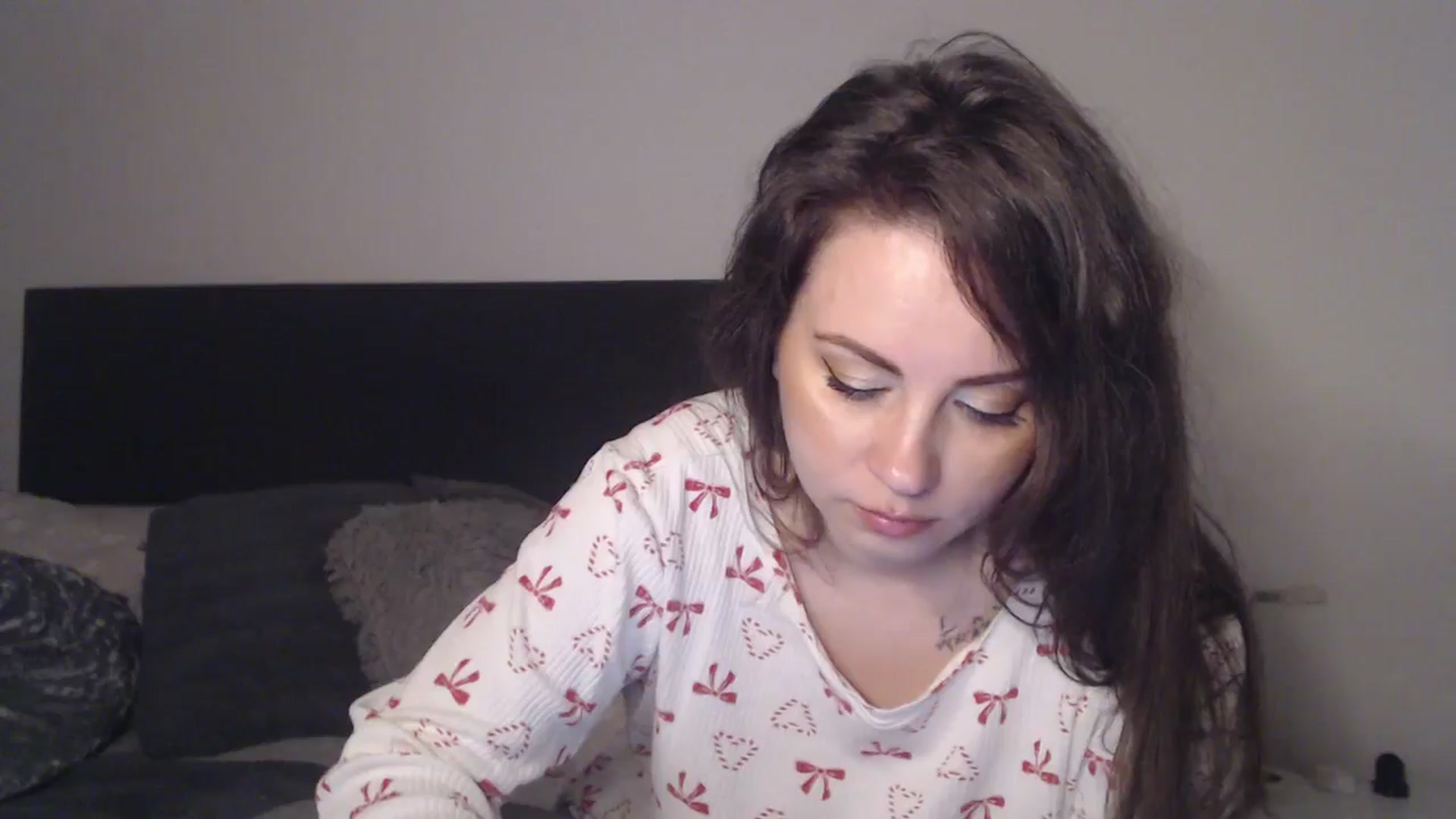 Gallery image thumbnail from ASweetJessie's myfreecams stream on, 02/14/2026, 19:39 image 3 of 20