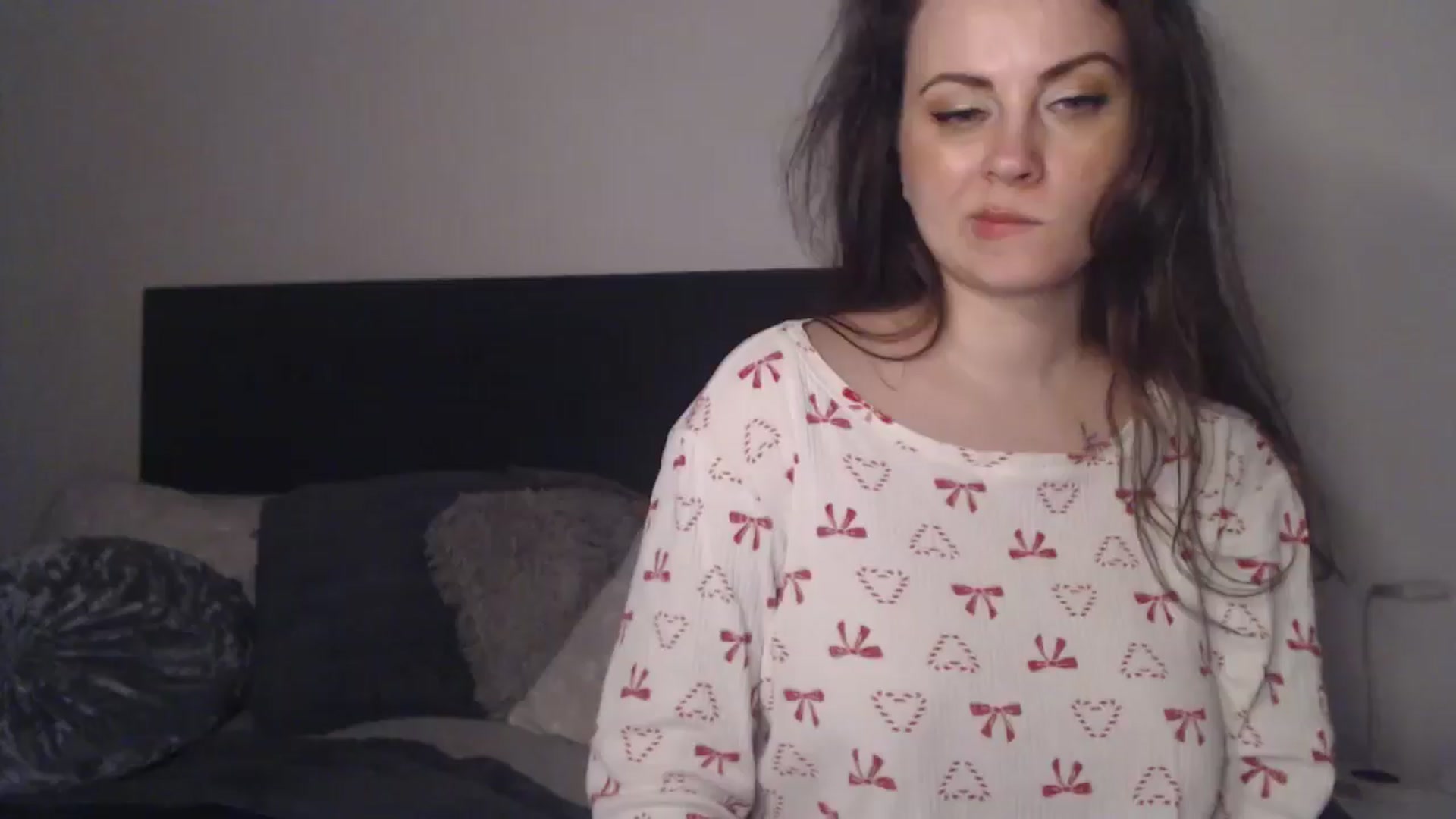 Gallery image thumbnail from ASweetJessie's myfreecams stream on, 02/14/2026, 19:39 image 12 of 20