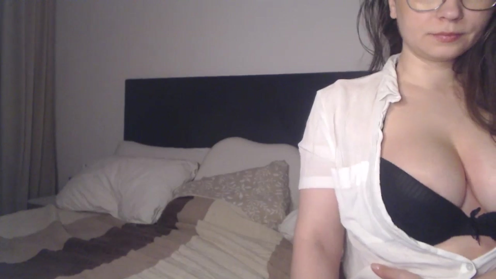 Gallery image thumbnail from ASweetJessie's myfreecams stream on, 03/12/2026, 18:28 image 20 of 20
