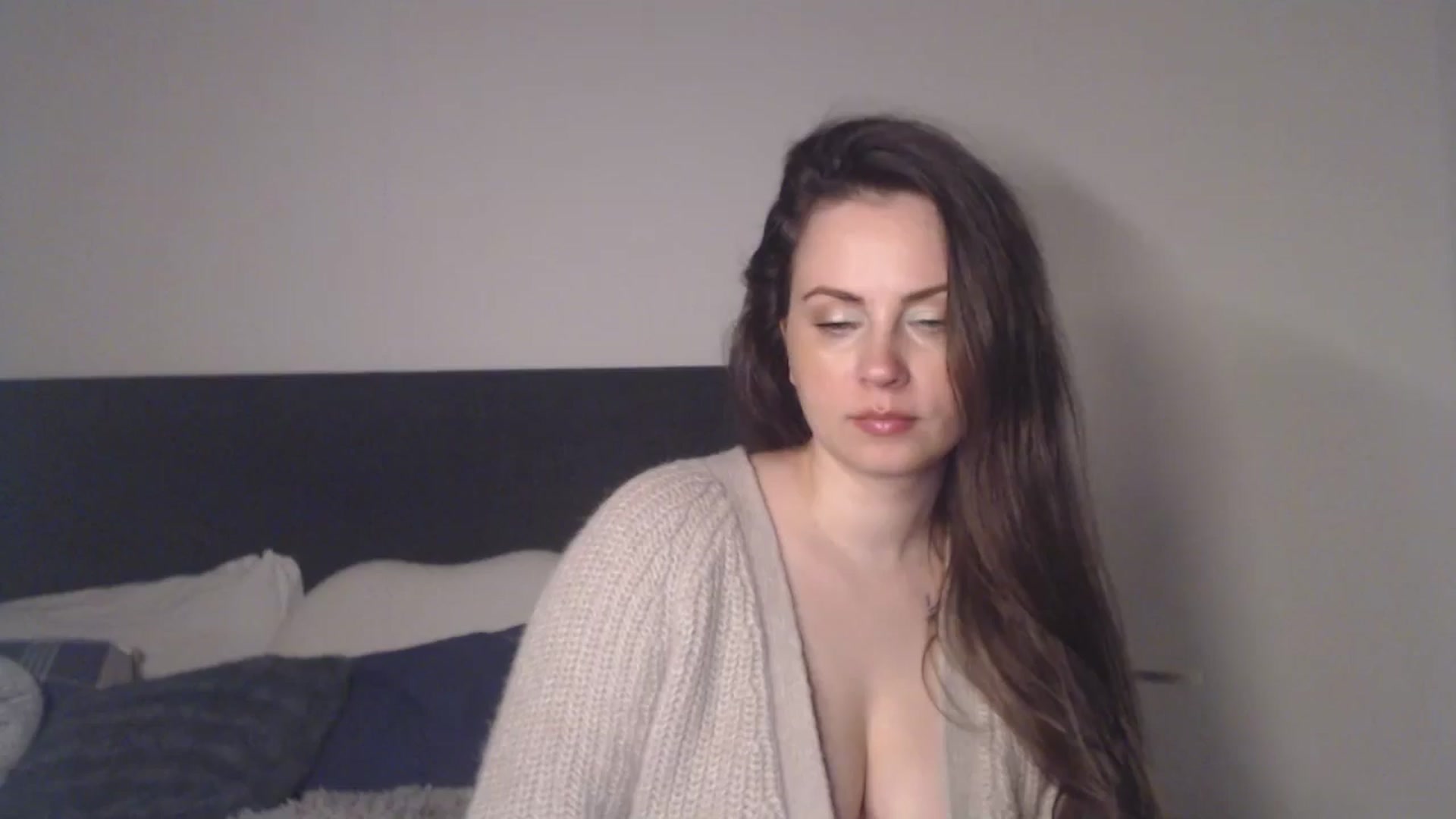 Gallery image thumbnail from ASweetJessie's myfreecams stream on, 03/14/2026, 17:05 image 10 of 20