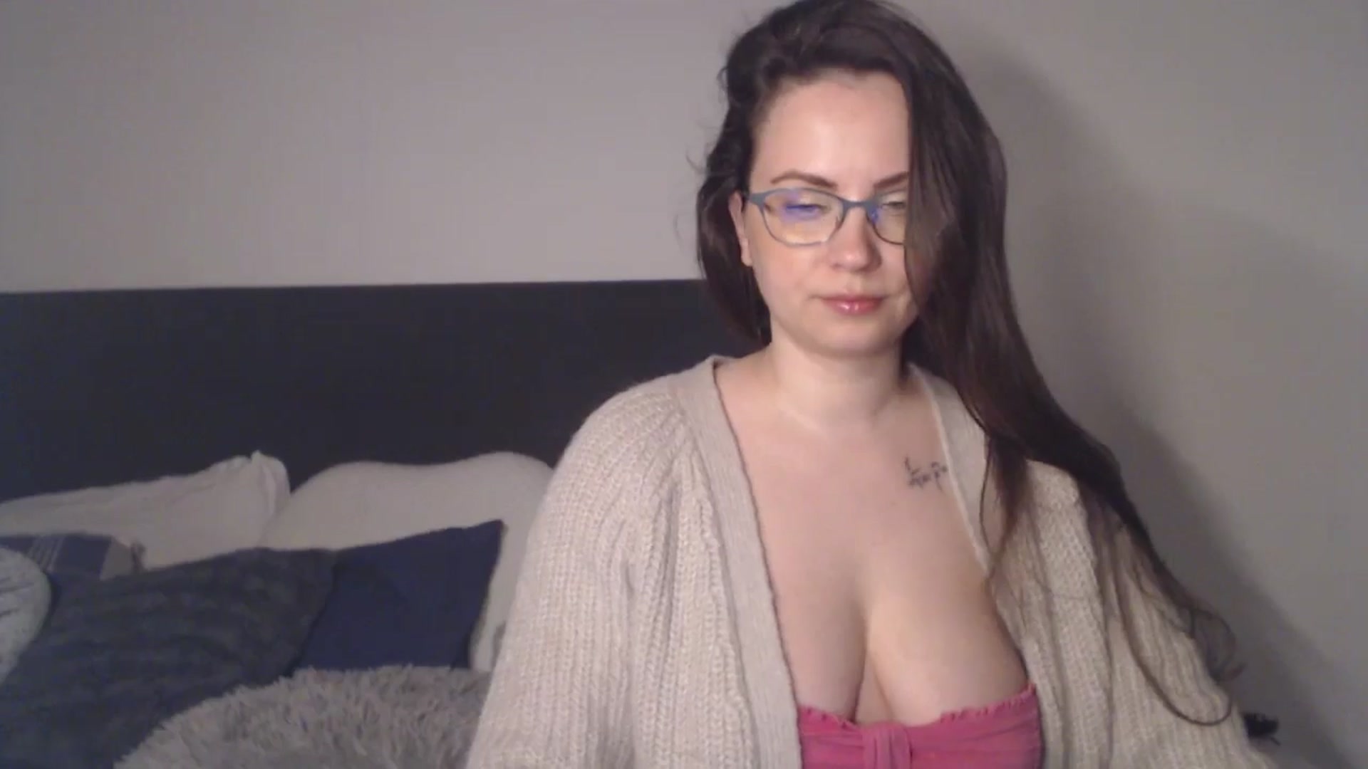 Gallery image thumbnail from ASweetJessie's myfreecams stream on, 03/14/2026, 19:27 image 7 of 20
