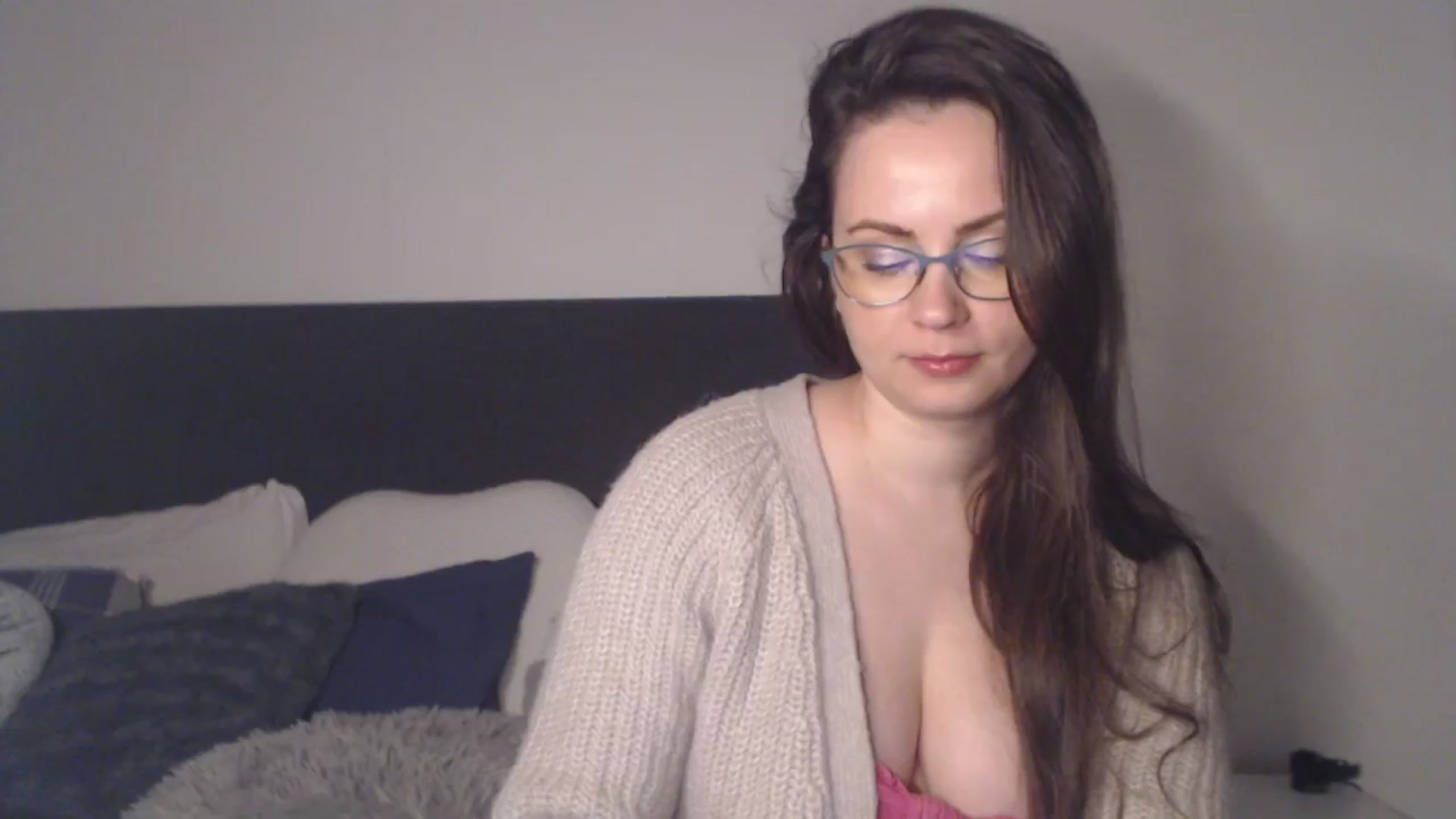 Gallery image thumbnail from ASweetJessie's myfreecams stream on, 03/14/2026, 19:27 image 4 of 20