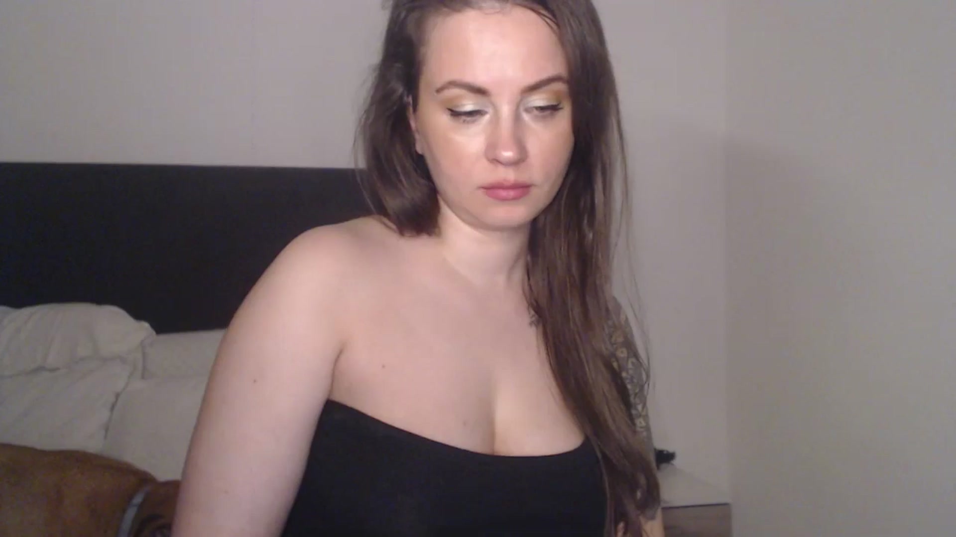 Gallery image thumbnail from ASweetJessie's myfreecams stream on, 03/23/2026, 16:29 image 2 of 20