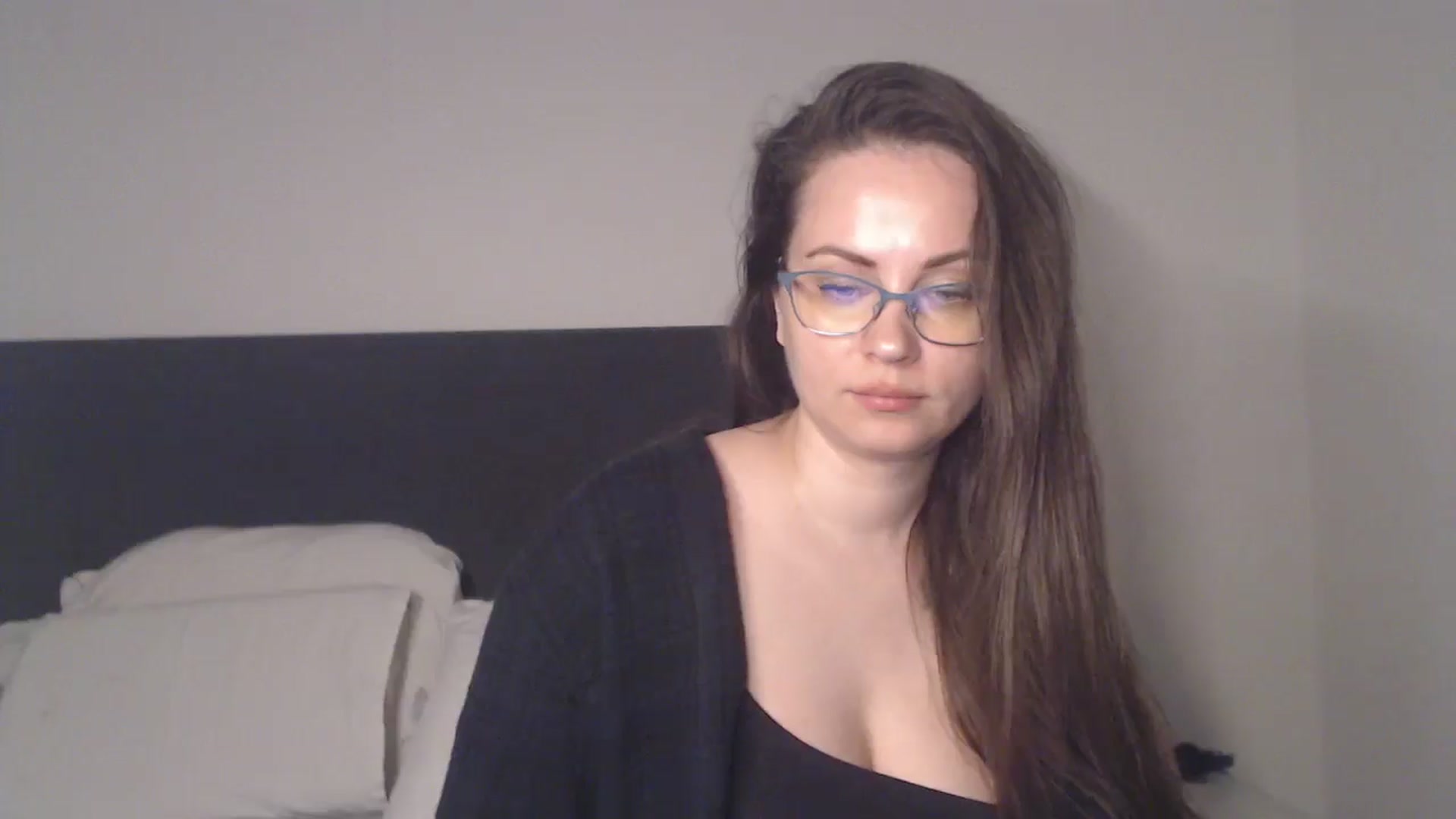 Gallery image thumbnail from ASweetJessie's myfreecams stream on, 03/25/2026, 14:32 image 15 of 20