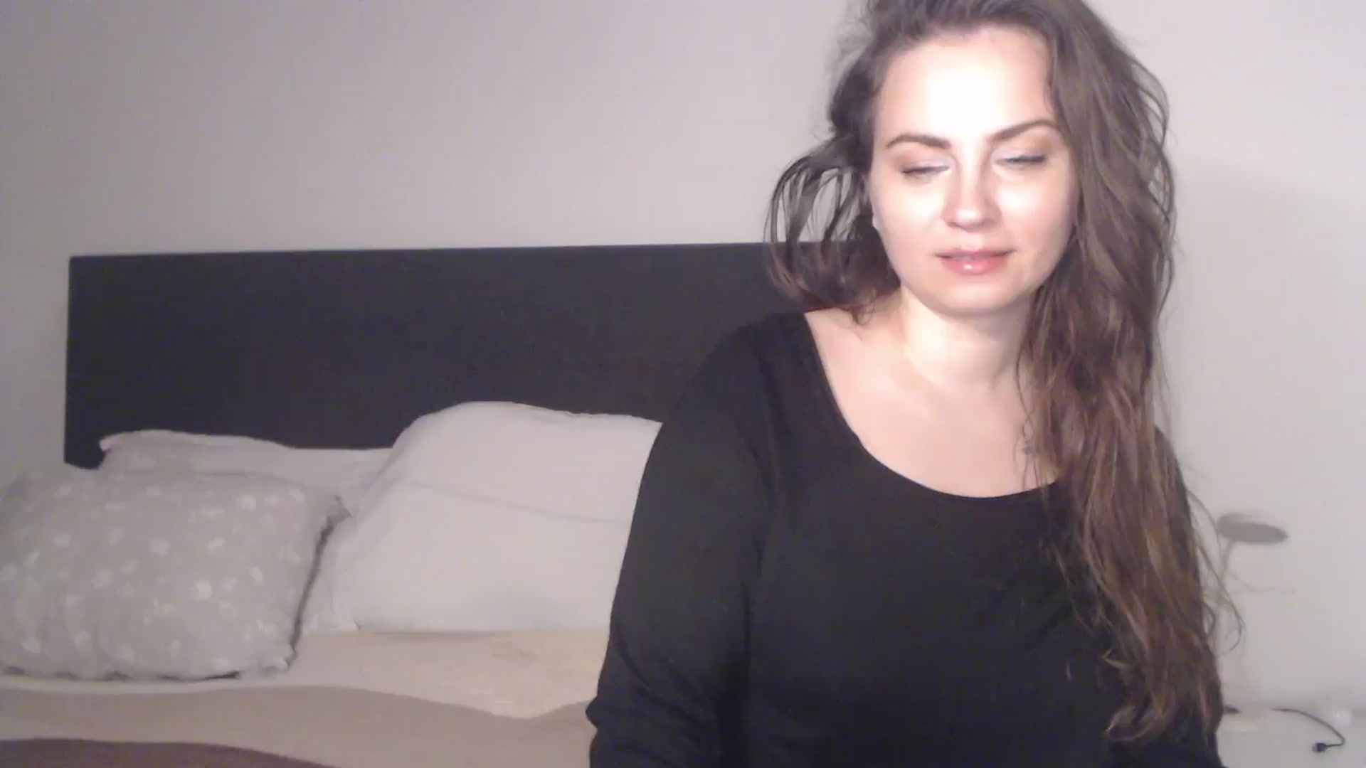 Gallery image thumbnail from ASweetJessie's myfreecams stream on, 03/31/2026, 11:01 image 5 of 20
